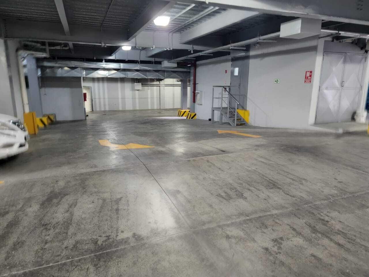 oficinas y locales comerciales - Edificio Corporativo Clase 5 Antisísmico de 5 Pisos de 325 MTS 8