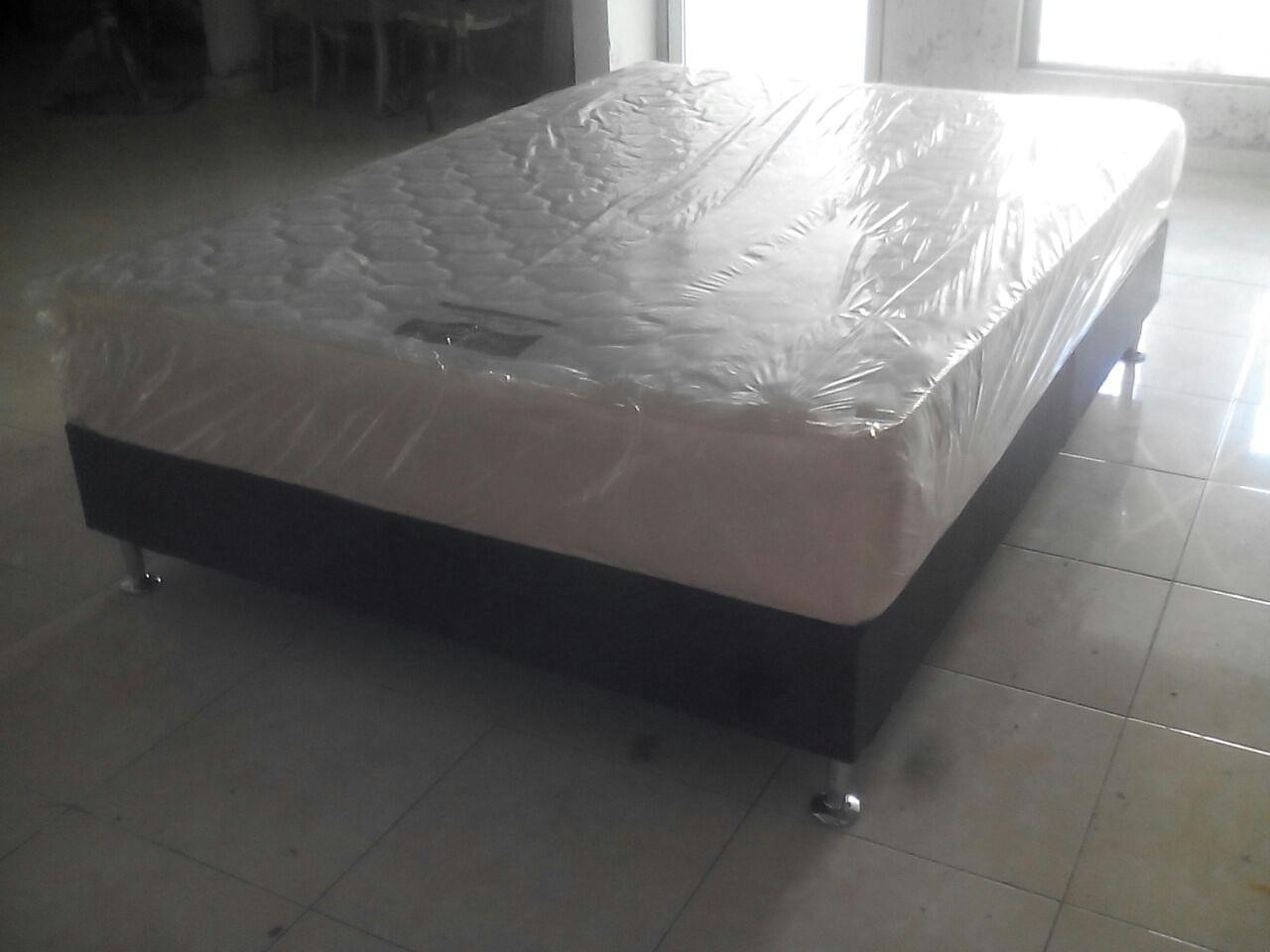 muebles y colchones - Cama Full 54 con Base Tapizada 0