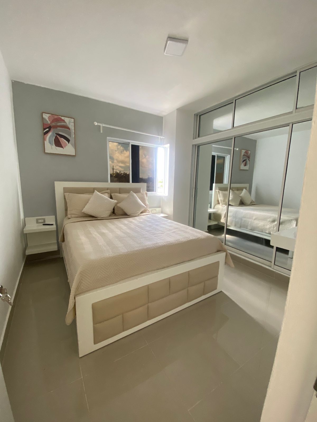 casas - Hermosa Town House en área Central (Ciudad Del Sol 1