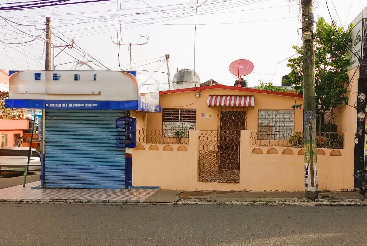 casas - Se vende Casa Sector Primaveral Sto  Dgo Norte. 8