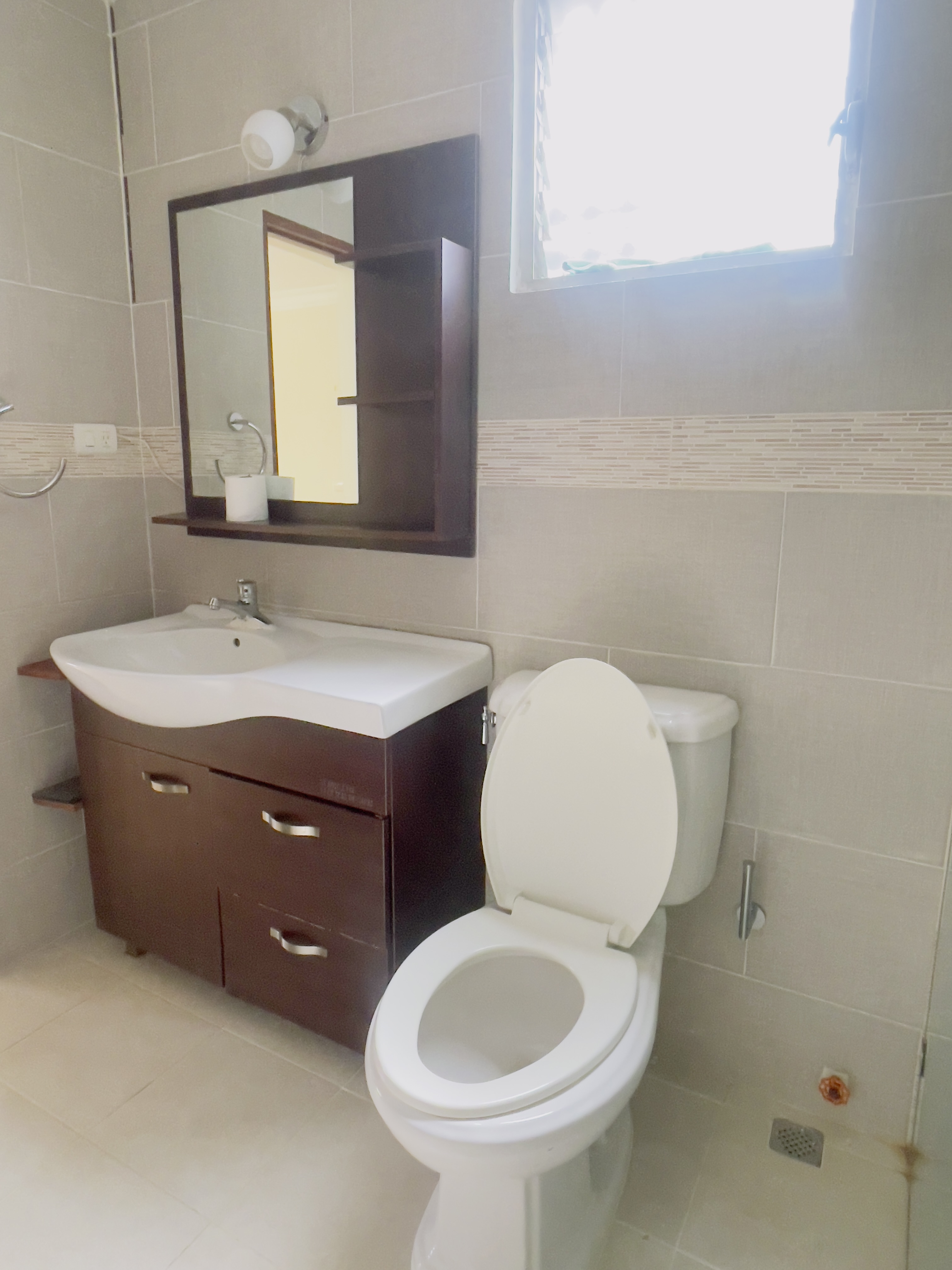 apartamentos - Se alquila  4