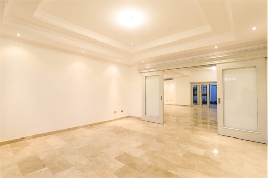 casas - Venta de casa majestuosa ubicada en Arroyo Hondo con 523mts Santo Domingo 4