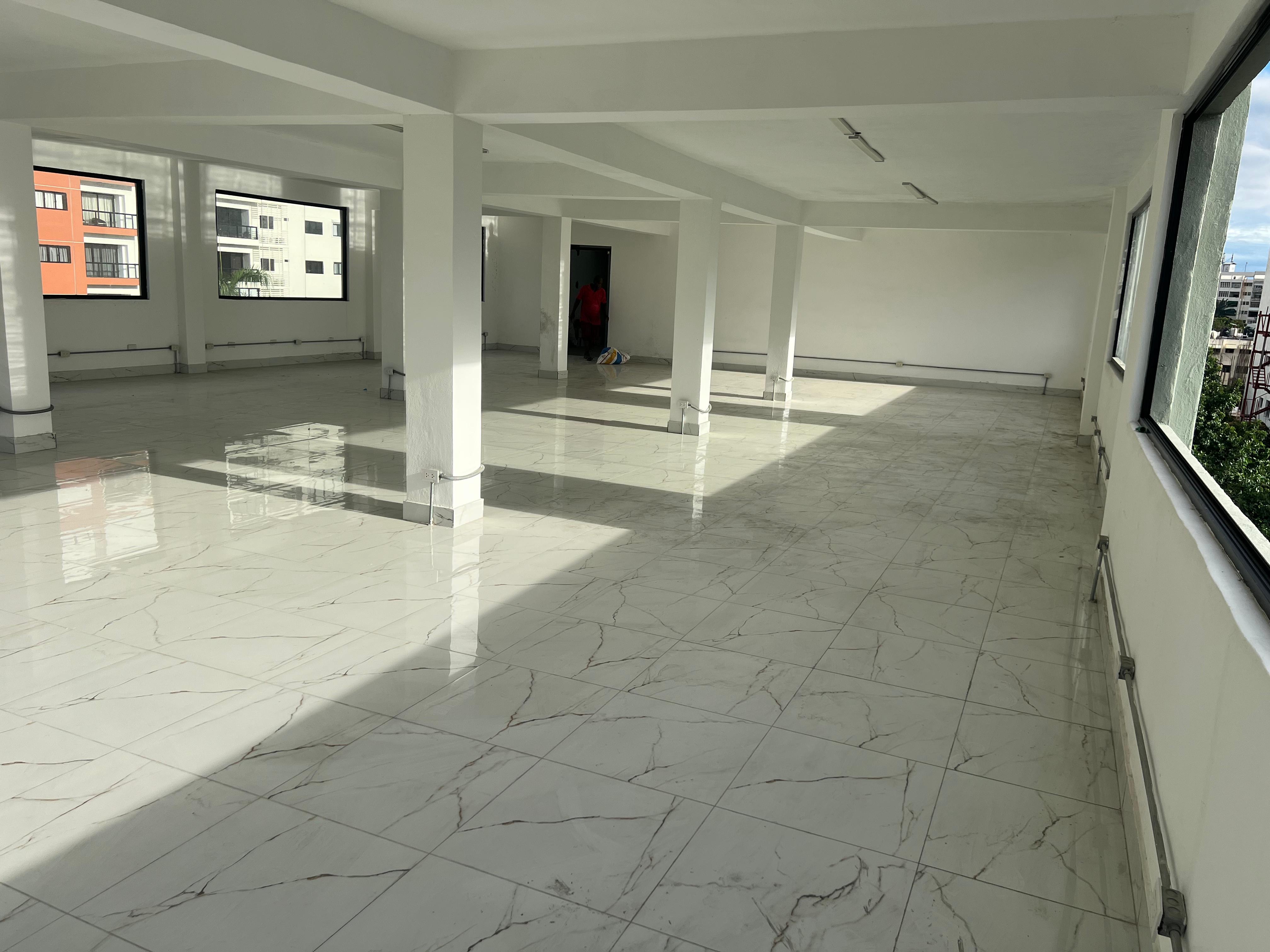 oficinas y locales comerciales - Local céntrico en Bella vista  8