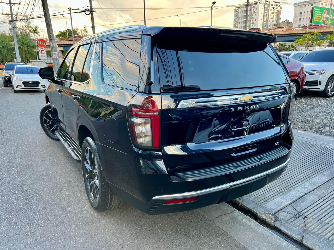jeepetas y camionetas - Chevrolet Tahoe LT 2021 4