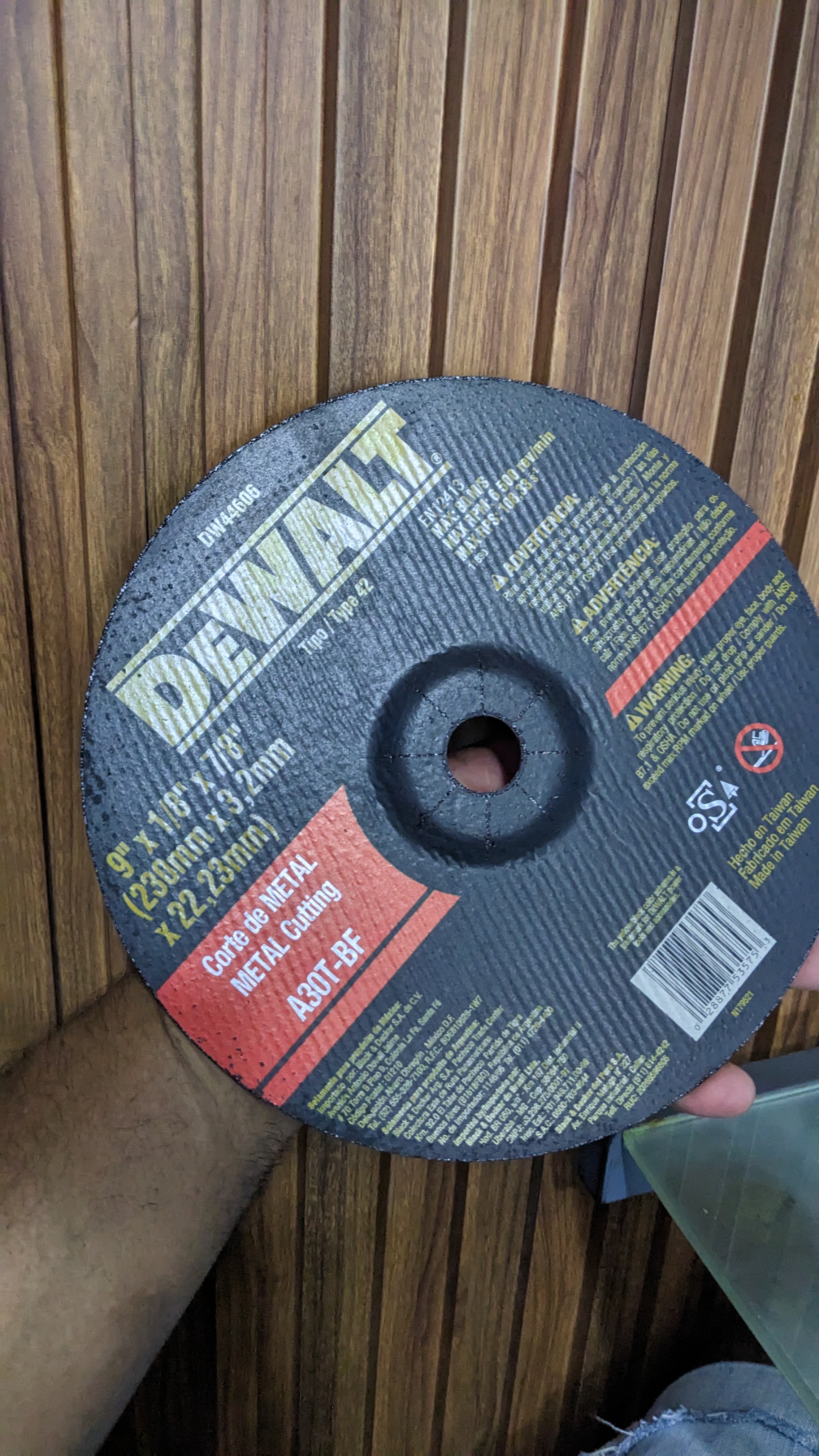 equipos profesionales - disco 🥏 de corte Dewalt 9"x1/8x7/8" 0