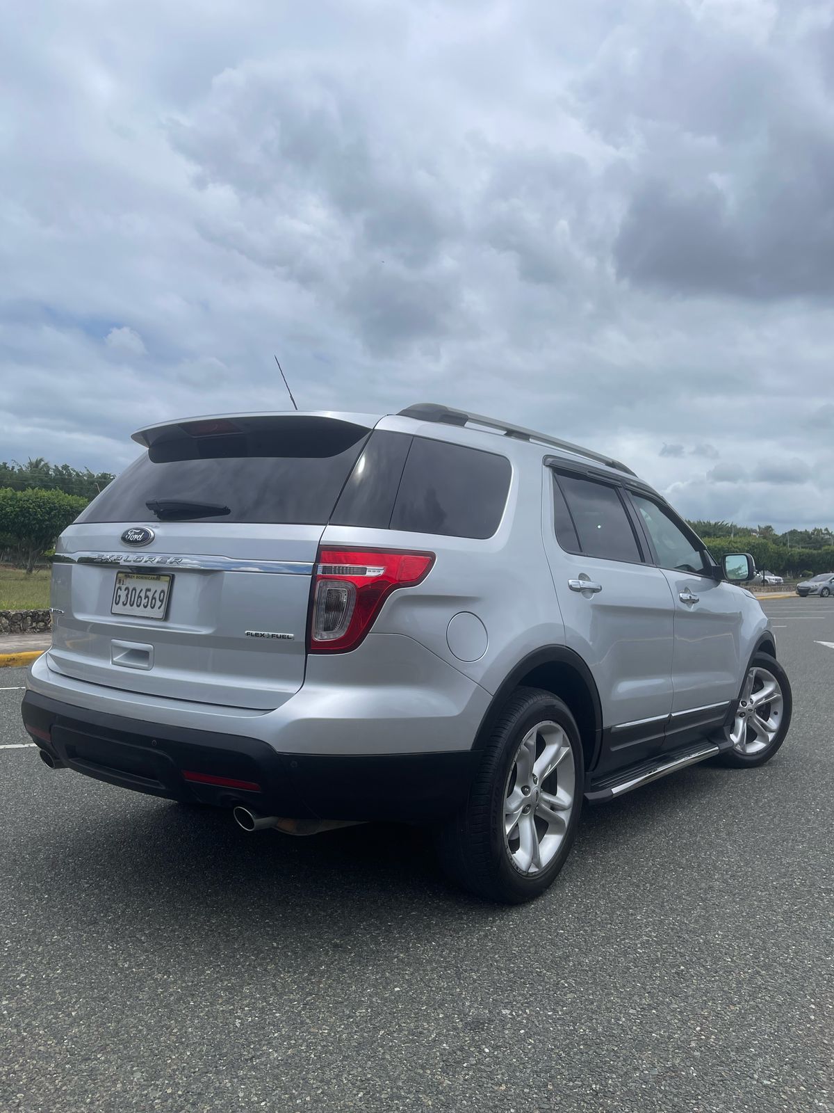 jeepetas y camionetas - FORD EXPLORER LIMITED 2014 2