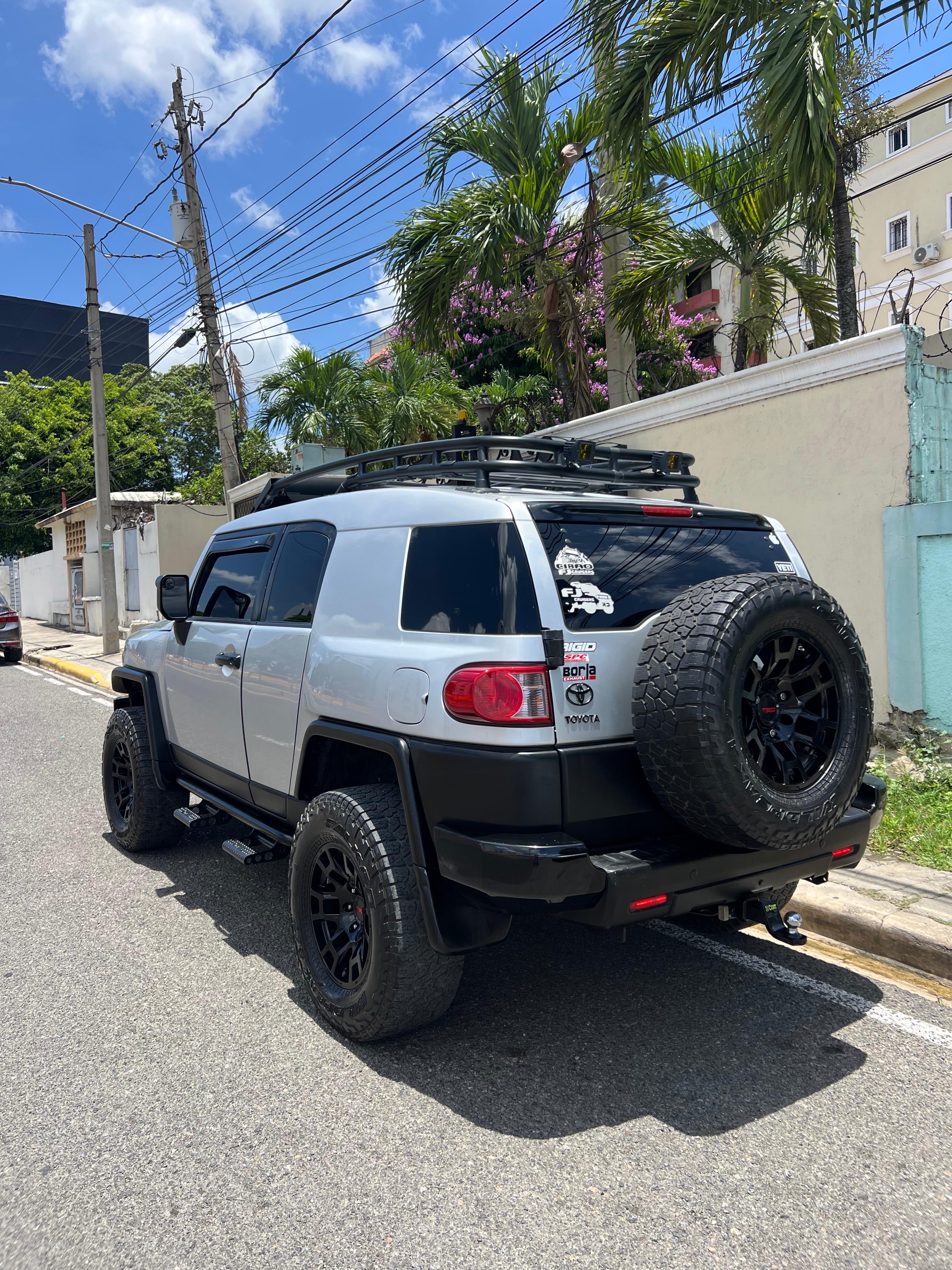 jeepetas y camionetas - Se vende Toyota Fj 2007 3