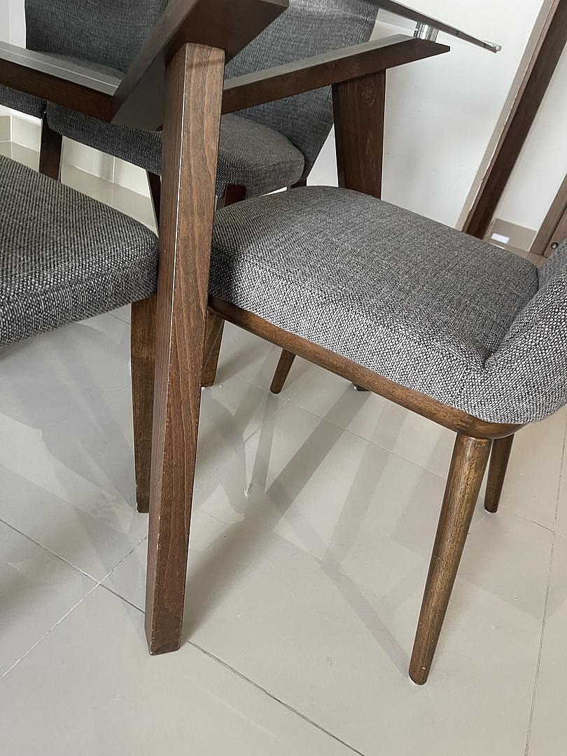 muebles y colchones - VENDO SILLAS DE COMEDOR.   9
