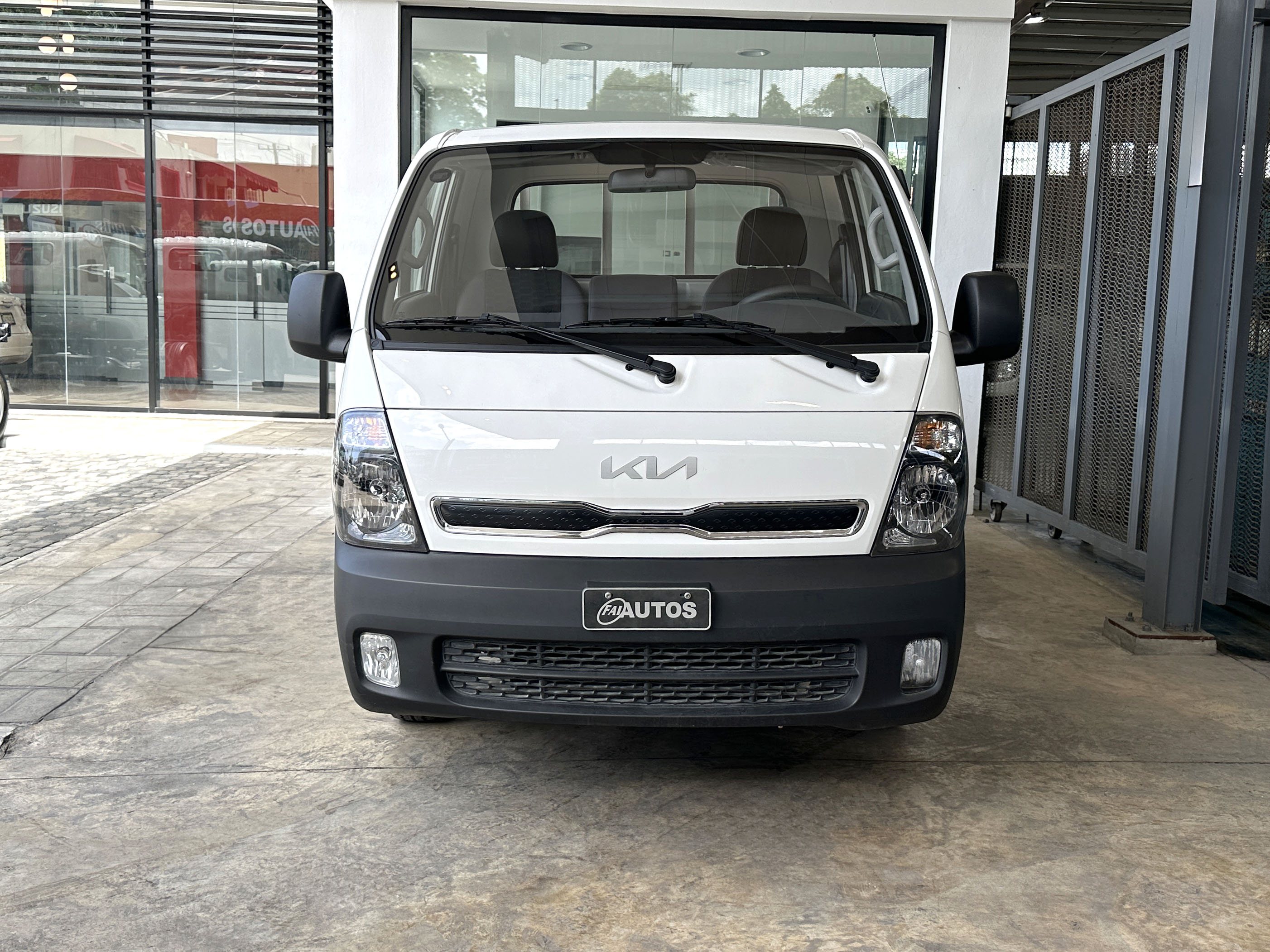 camiones y vehiculos pesados - Kia K-2700 2025 6