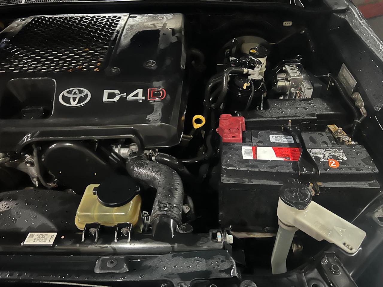 jeepetas y camionetas -  Camioneta Toyota Hilux 2017 como Nueva 4