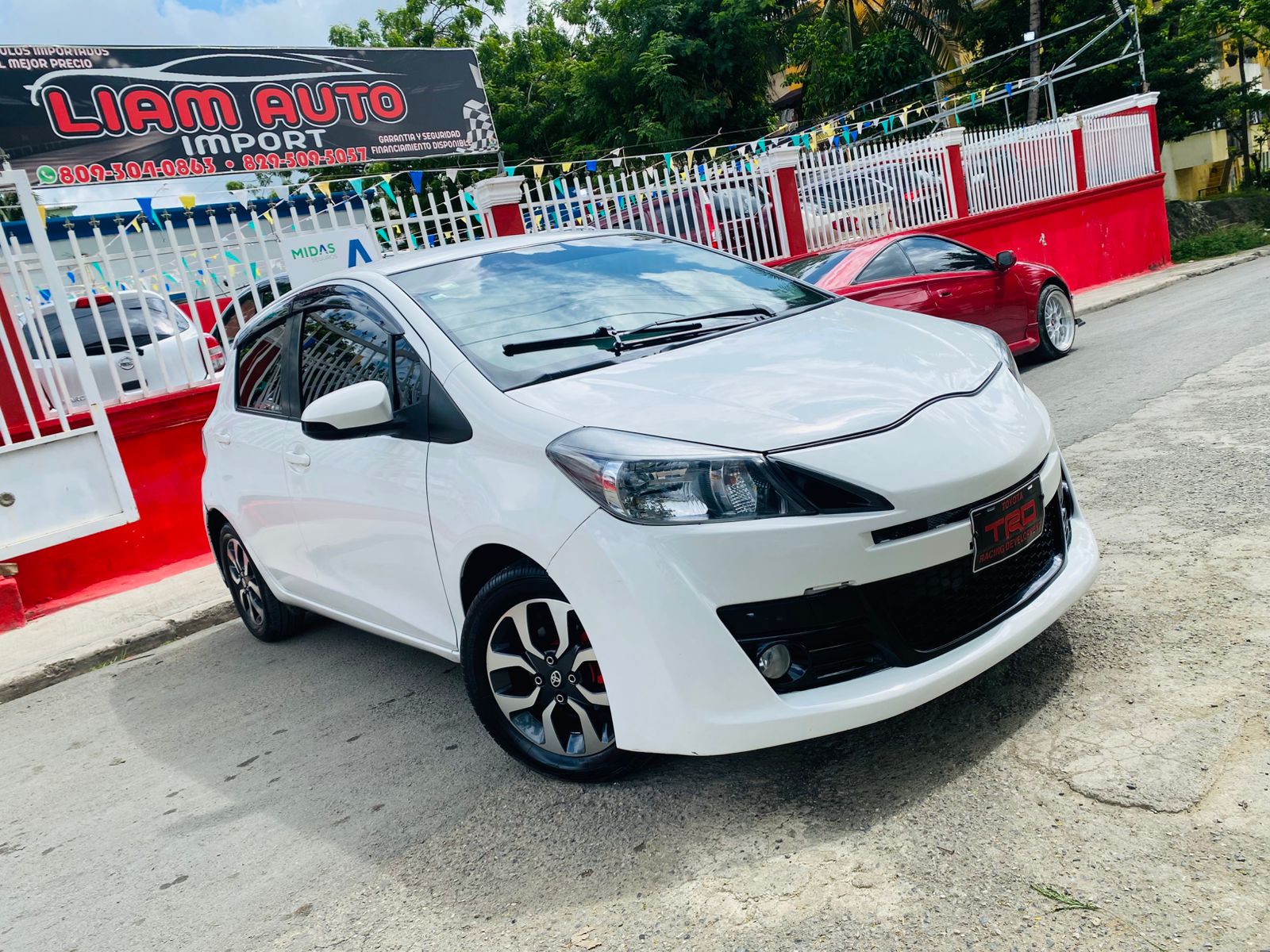 carros - Toyota Vitz 2015 3