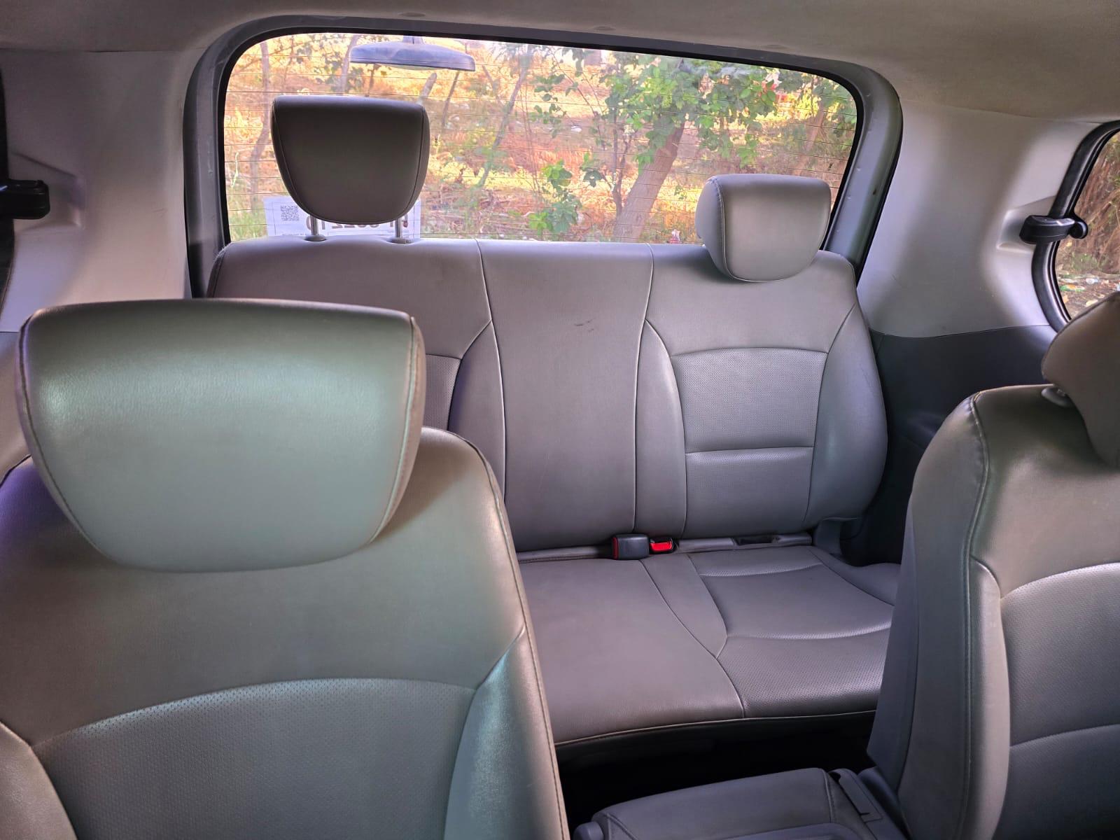 jeepetas y camionetas - HIUNDAY STAREX 9