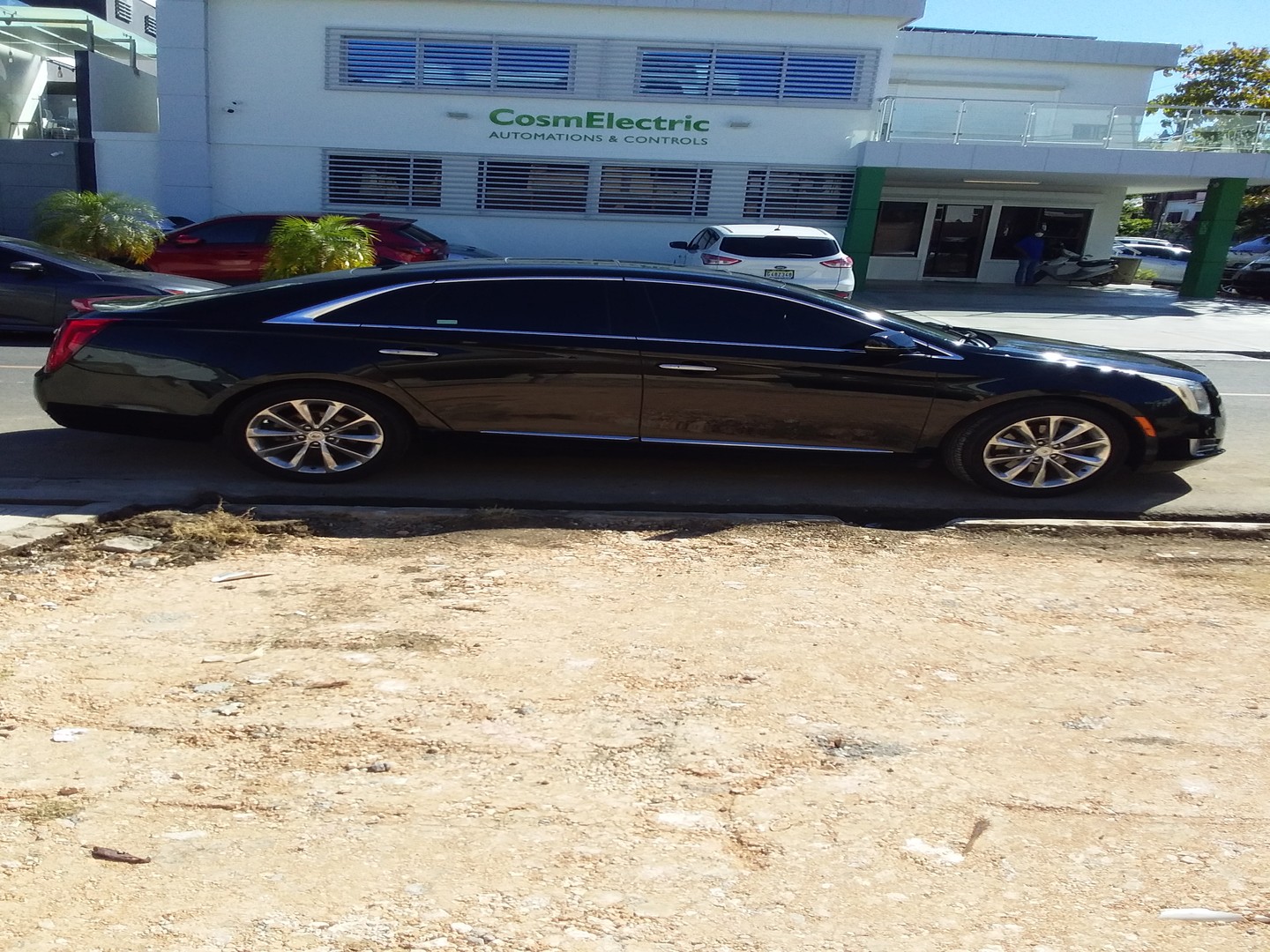 carros - Cadillac Luxury negro 2014 1