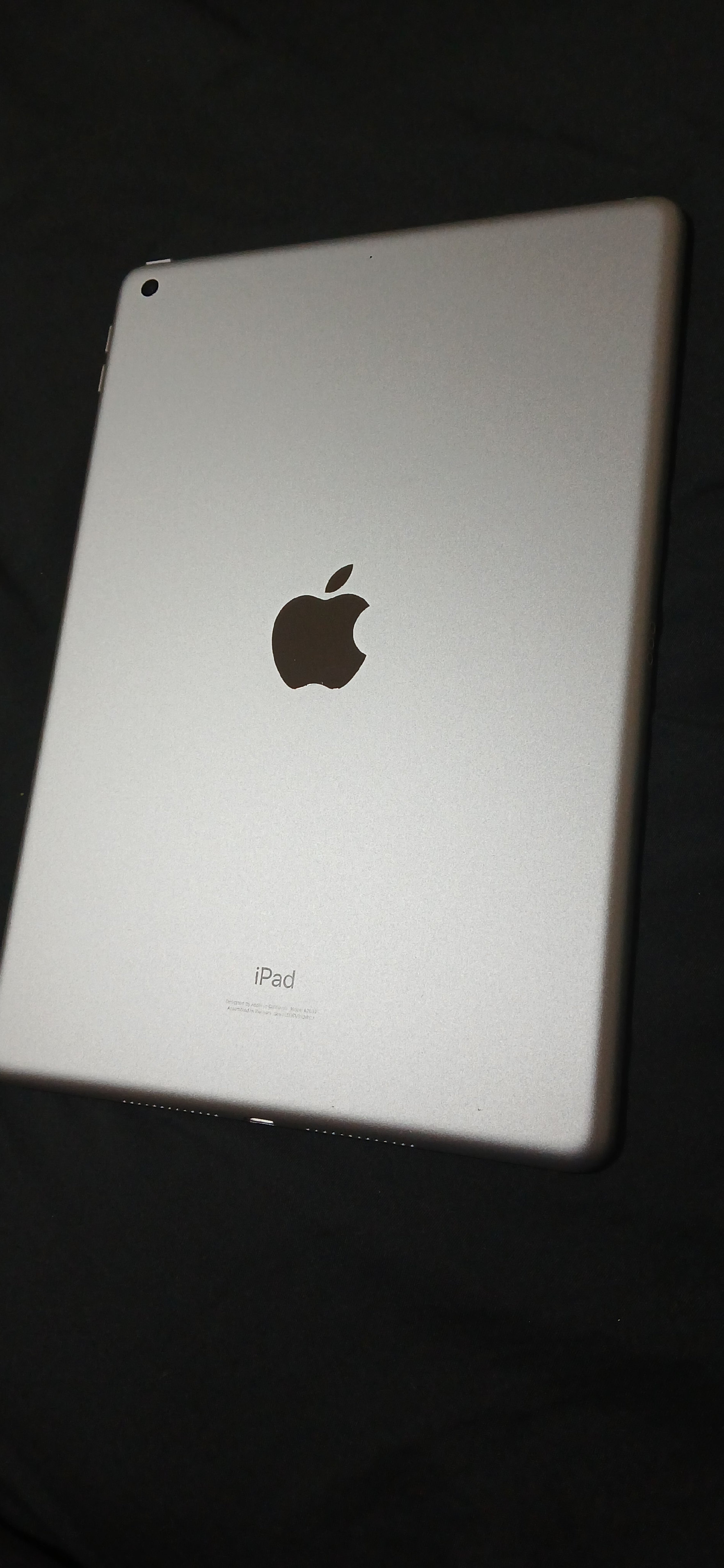 celulares y tabletas - Ipad nueva 9th generación wifi64gb 4