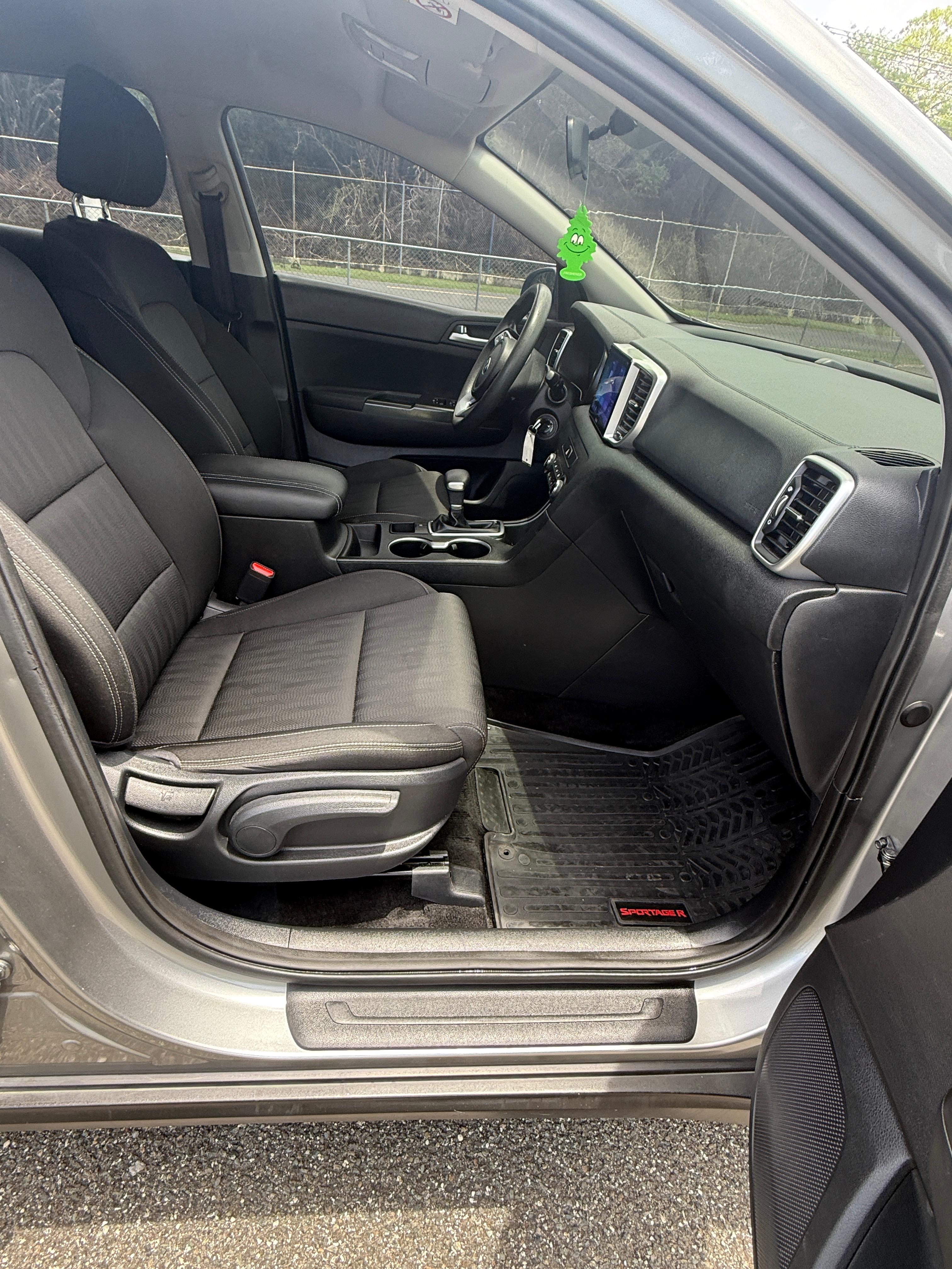 jeepetas y camionetas - Vendo kia sportage lx 2020 1