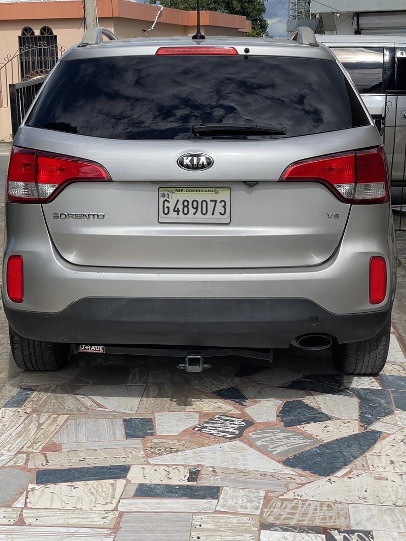 jeepetas y camionetas - Kia Sorento  2