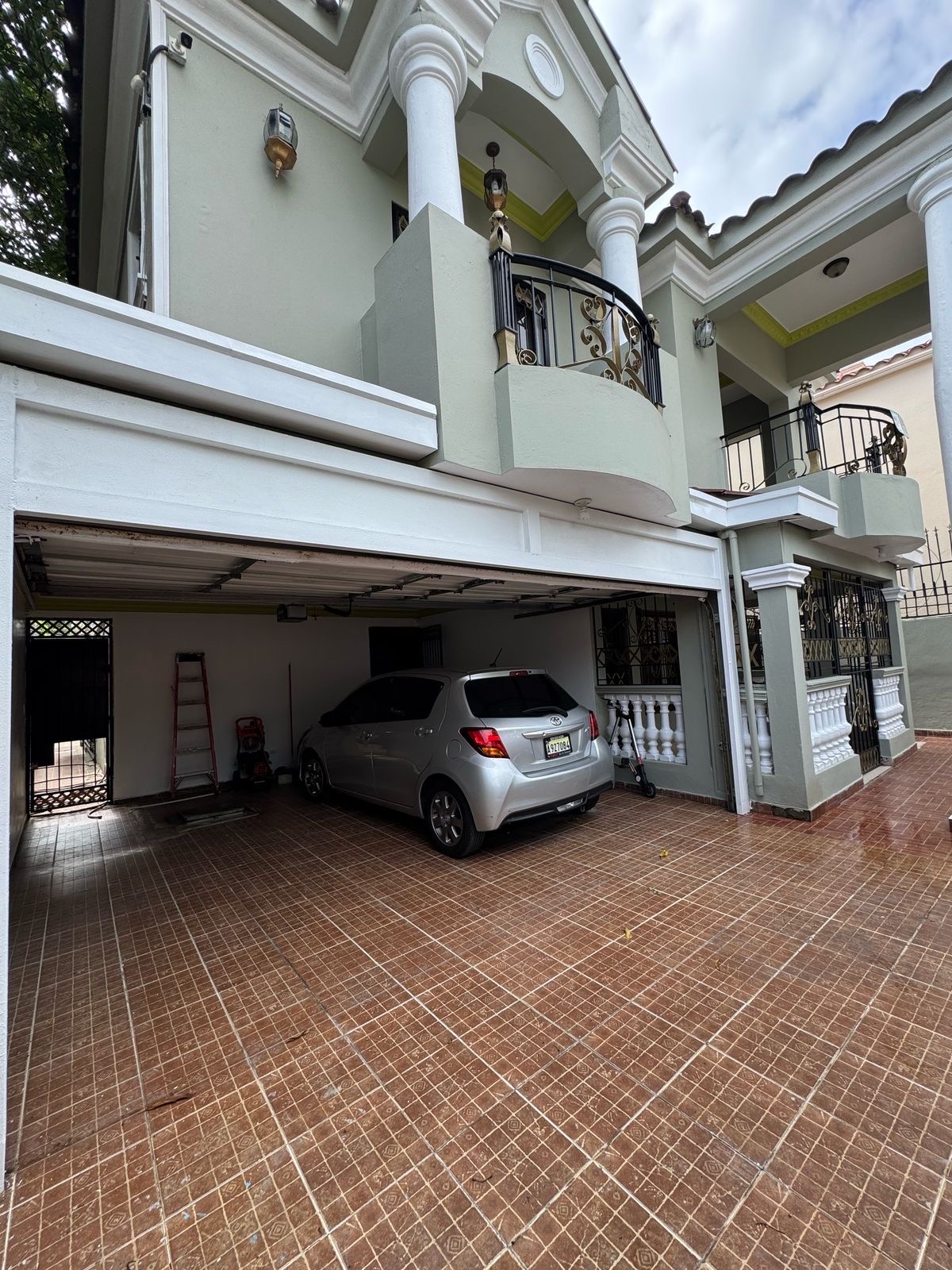 casas - venta de casa de lujo con piscina y terraza en Lucerna Santo Domingo este  7