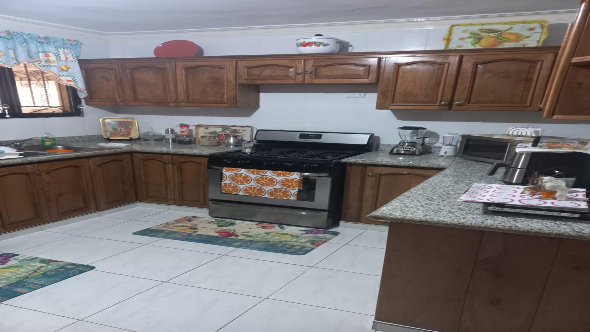 casas - CASA EN VENTA RESIDENCIAL EUGENIO MARIA DE HOSTOS 9