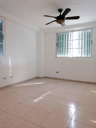 apartamentos -  Alquiler en la lincoln cerca del El Nacional 3