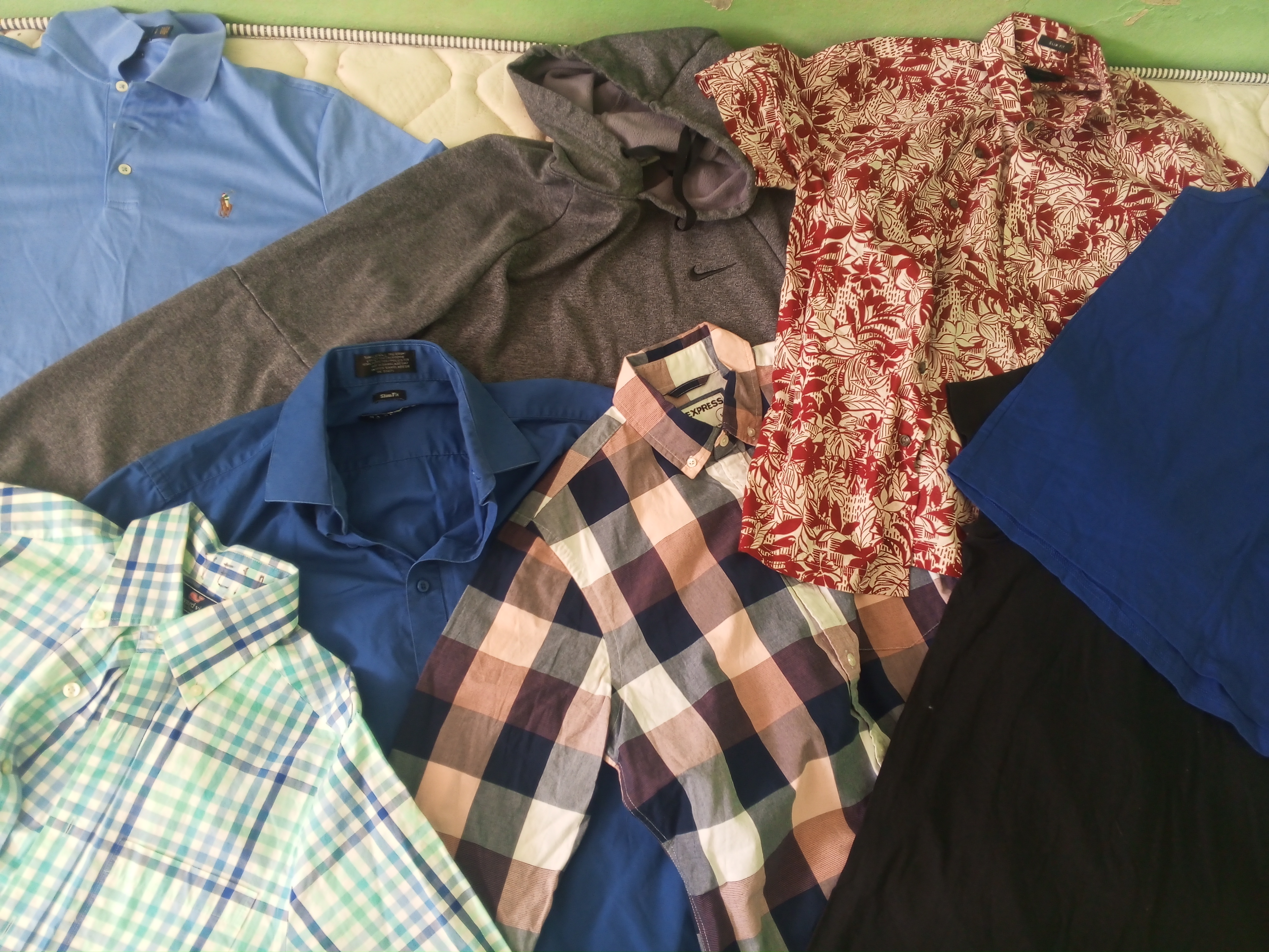 ropa para hombre - Tanque de ropa nueva -usada NY 1
