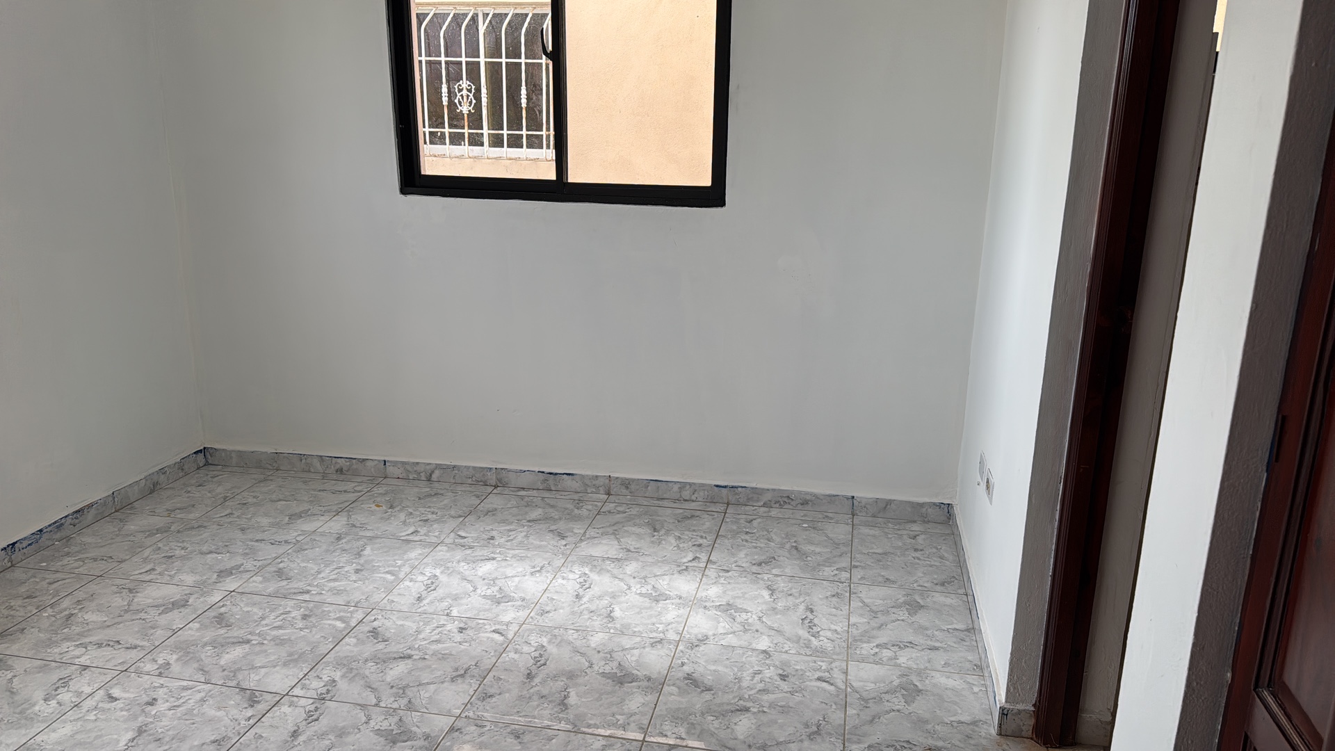 apartamentos - Se renta apartamento en Reparto de 3 Ojos
Santo Domingo Este
 6