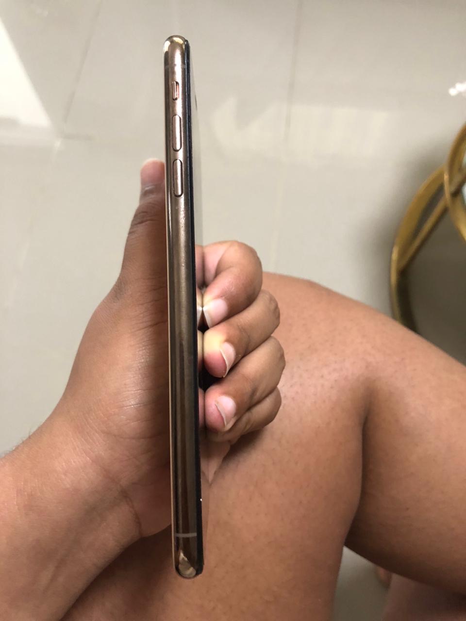 celulares y tabletas - iPhone XS Max  2