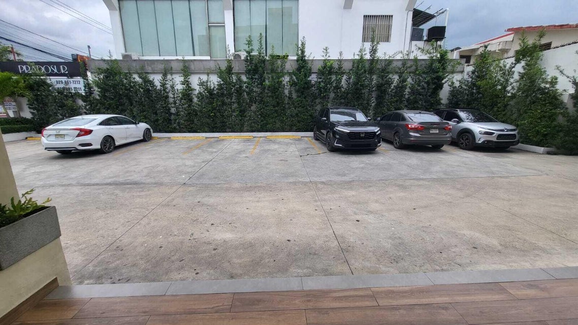 oficinas y locales comerciales - Oficina en alquiler en Los Prados