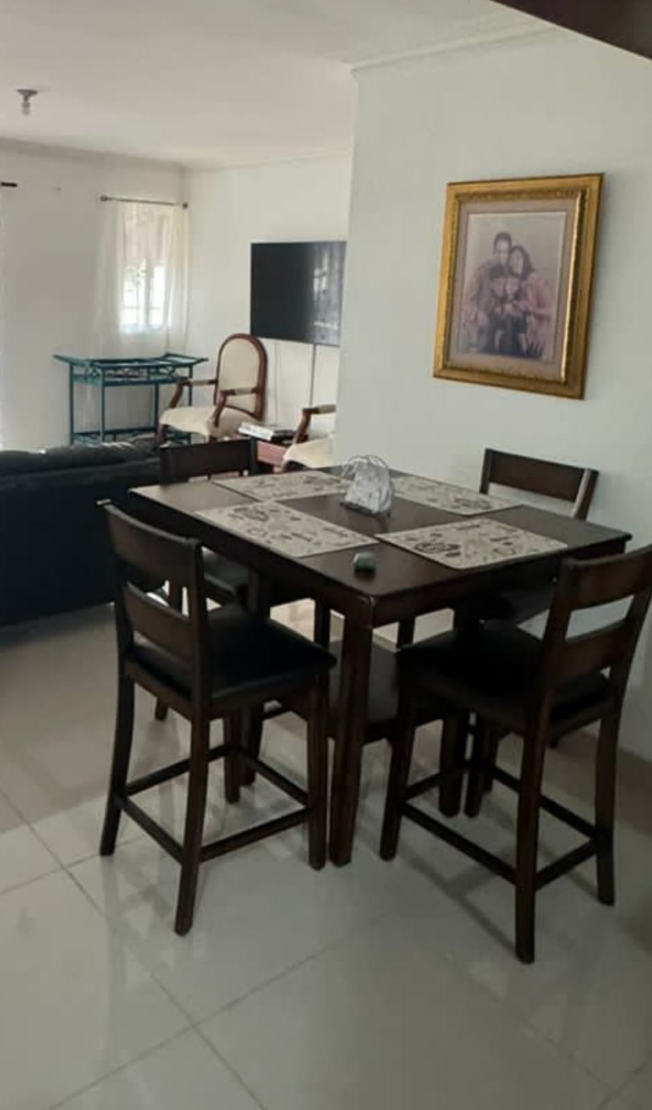 apartamentos - Alquiler de Habitación Amueblada en Zona Céntrica del Distrito Nacional  3