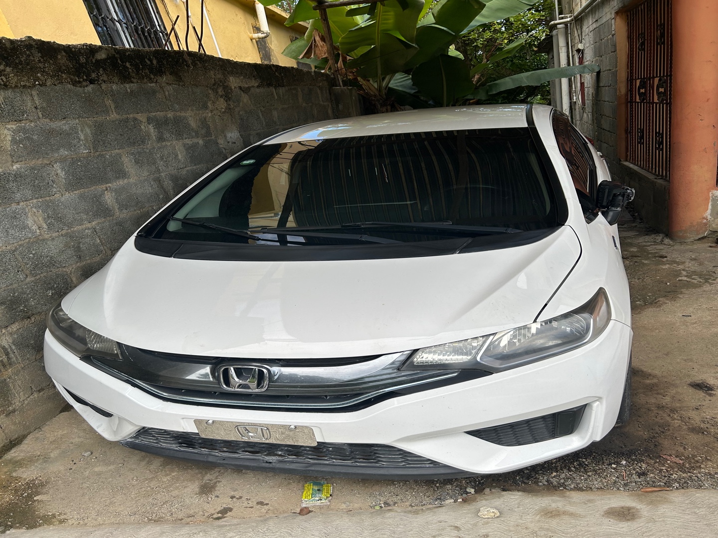 carros - Honda Fit Hybrid 2015 de 4 puertas y bajo consumo de gasolina  2
