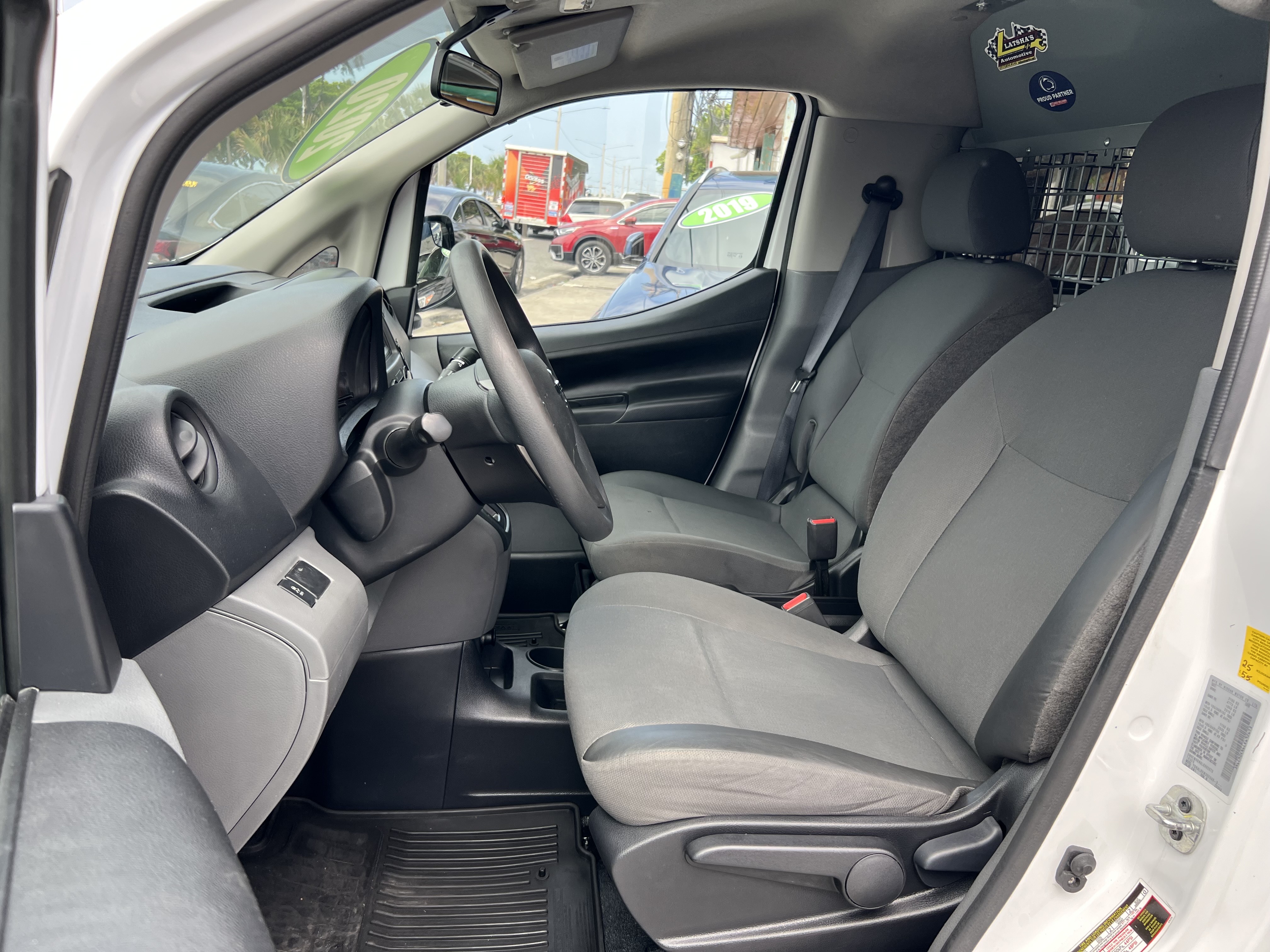 jeepetas y camionetas - Nissan NV200 2020 5