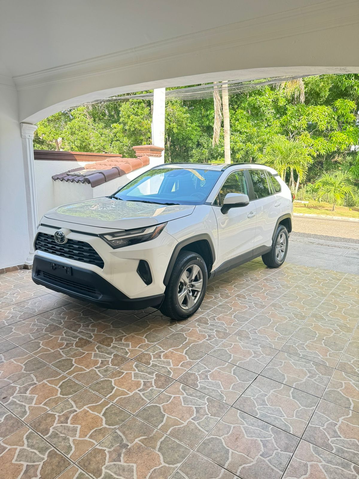 jeepetas y camionetas - Toyota rav4 2023 2