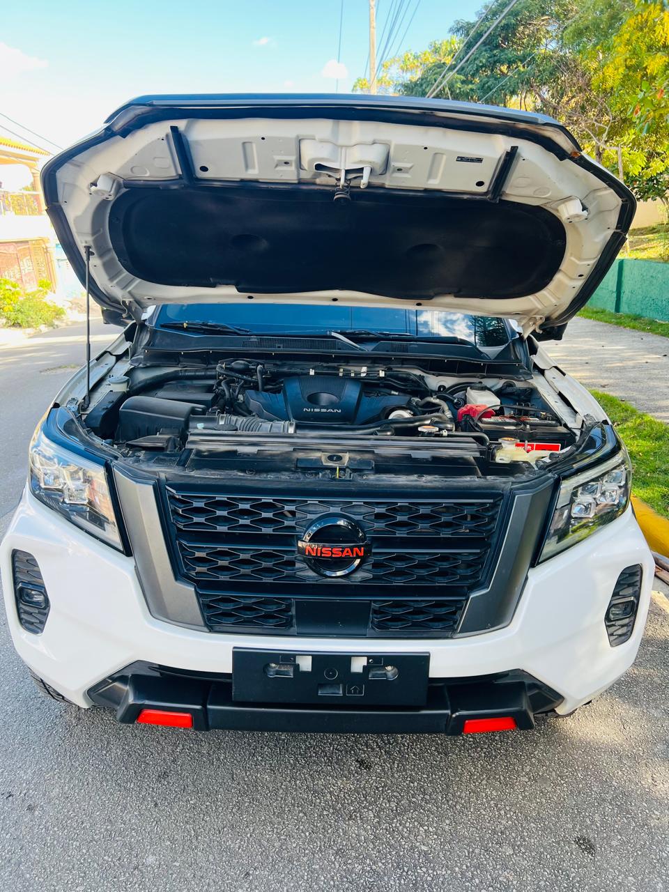 jeepetas y camionetas - Nissan frontier pro x 2022 6
