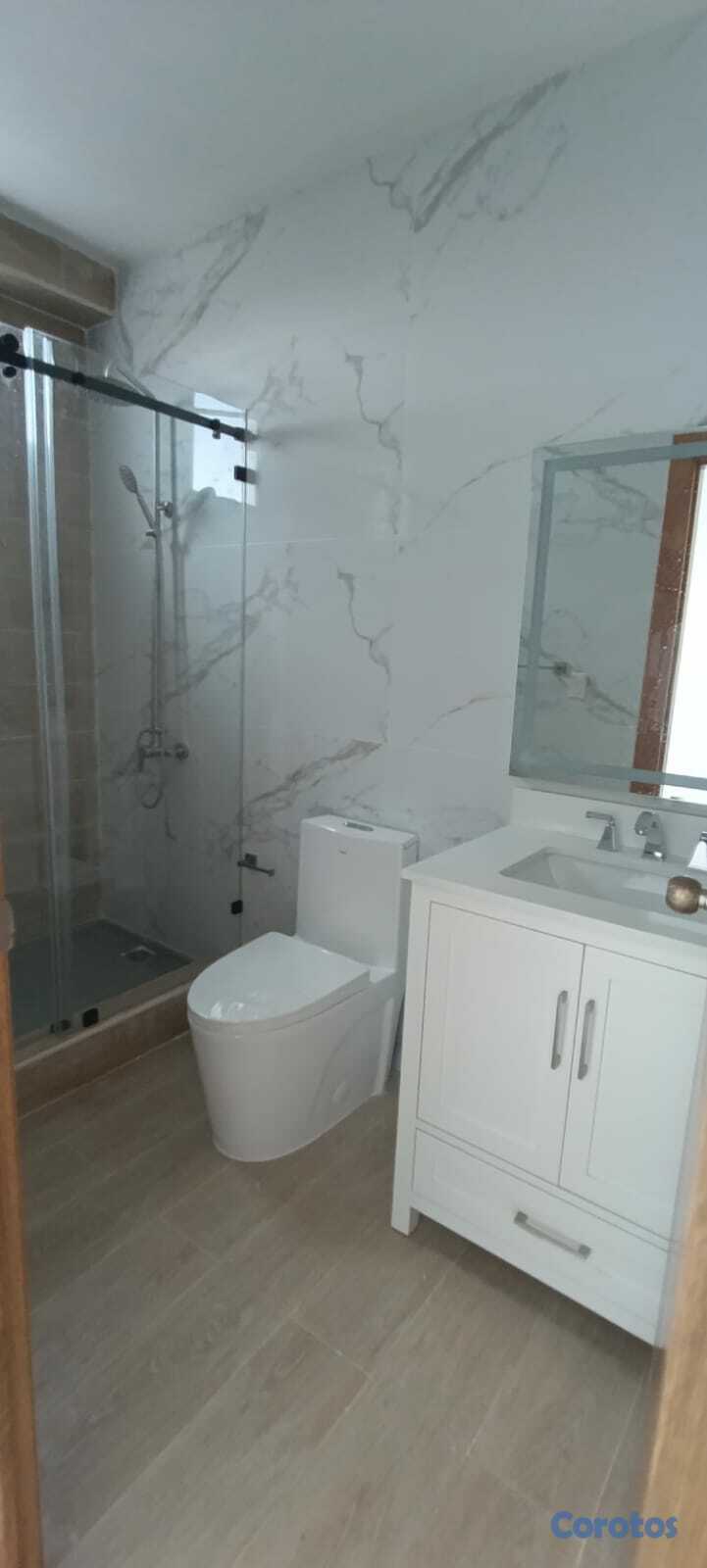 apartamentos - Cacicazgos 2da con Terraza, Lujoso Apartamento con Acabados de 1era 8