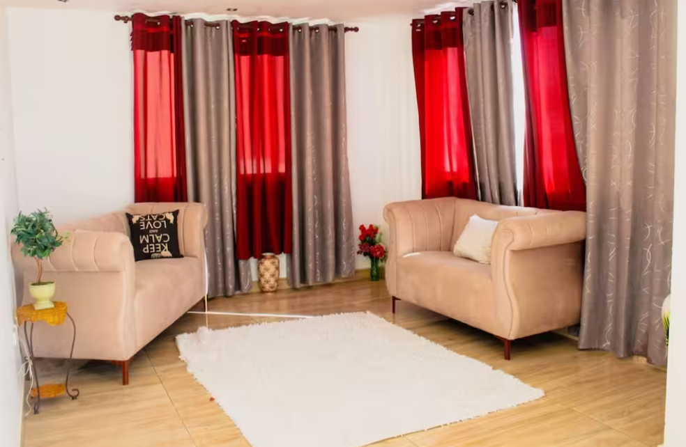 casas - ALQUILER | CASA AMUEBLADA DE 3 NIVELES CON PISCINA 3