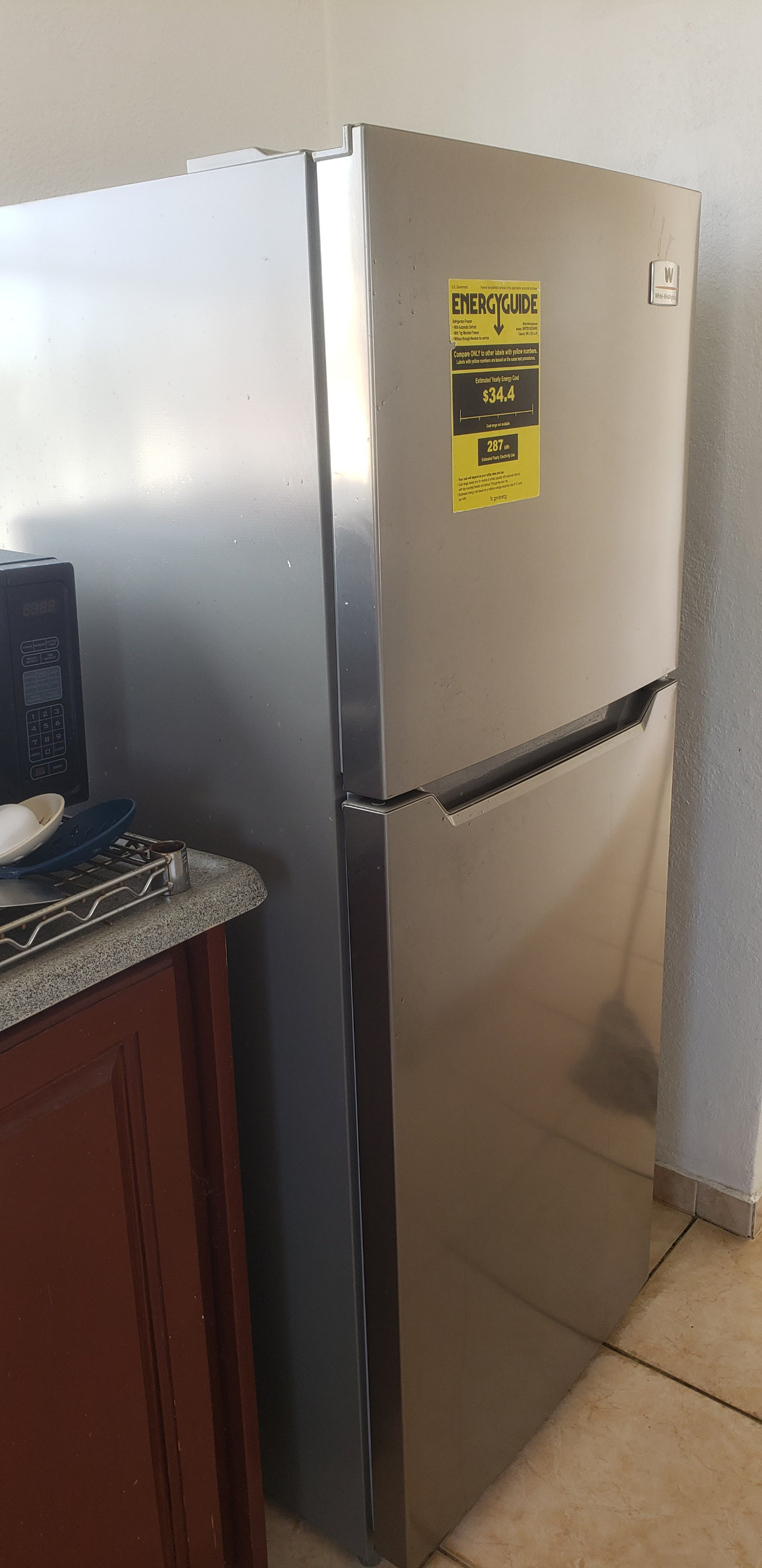 electrodomesticos - Refrigerador White-westinghouse Modelo WRTS10G3HRS 1