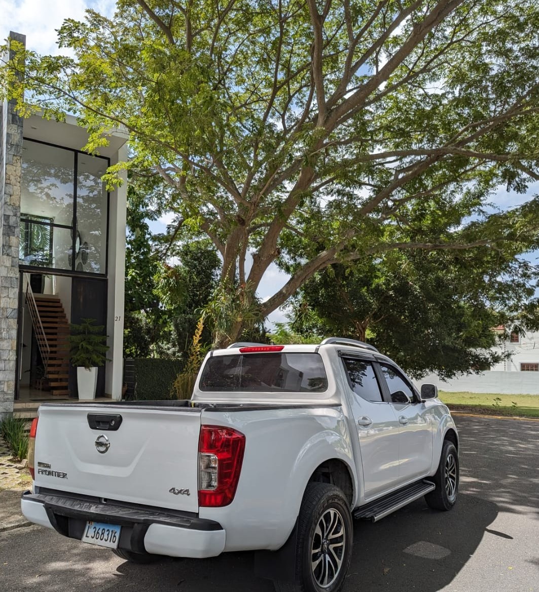 jeepetas y camionetas - Nissan frontier np 300 2018 mecánica  4