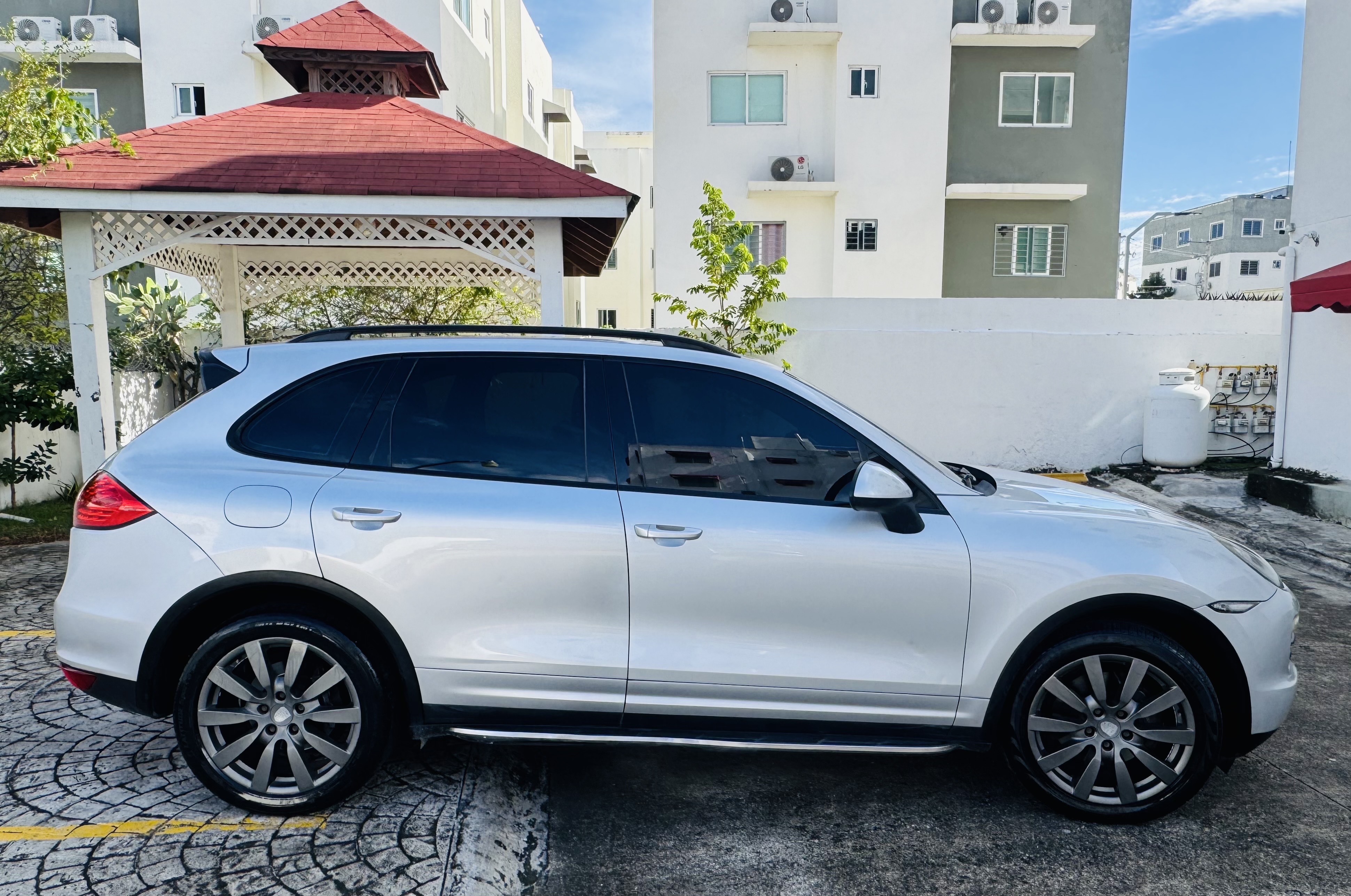 jeepetas y camionetas - Porsche Cayenne 2011 FULL PACKAGE 4