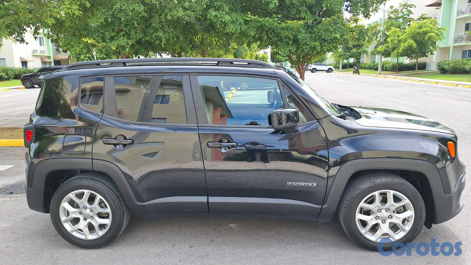 jeepetas y camionetas - Jeep Renegade Latitude 2018 de 4 Cilindros Version 2