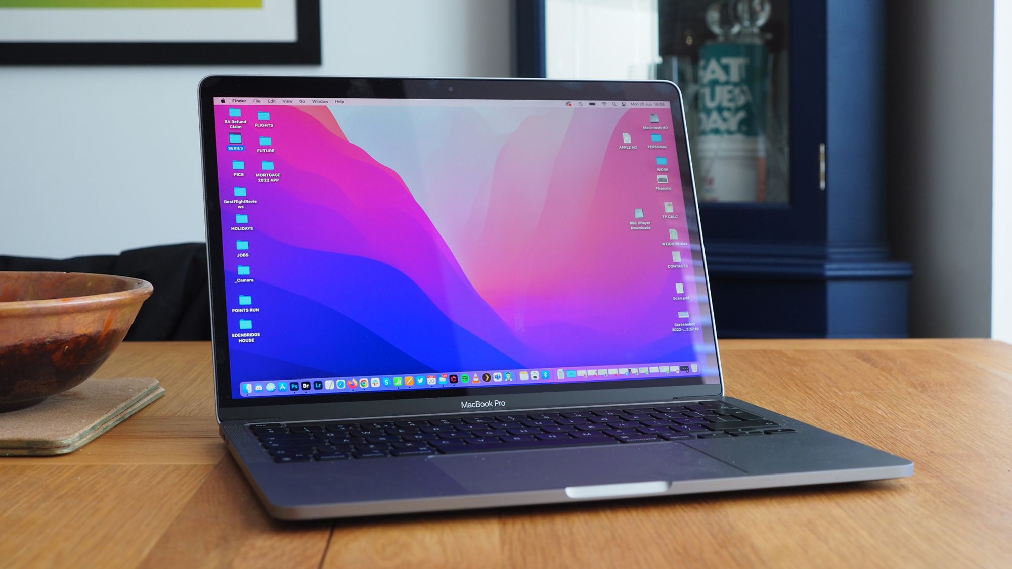 computadoras y laptops - Apple MacBook Pro M2/2022/13.3 USADA 1