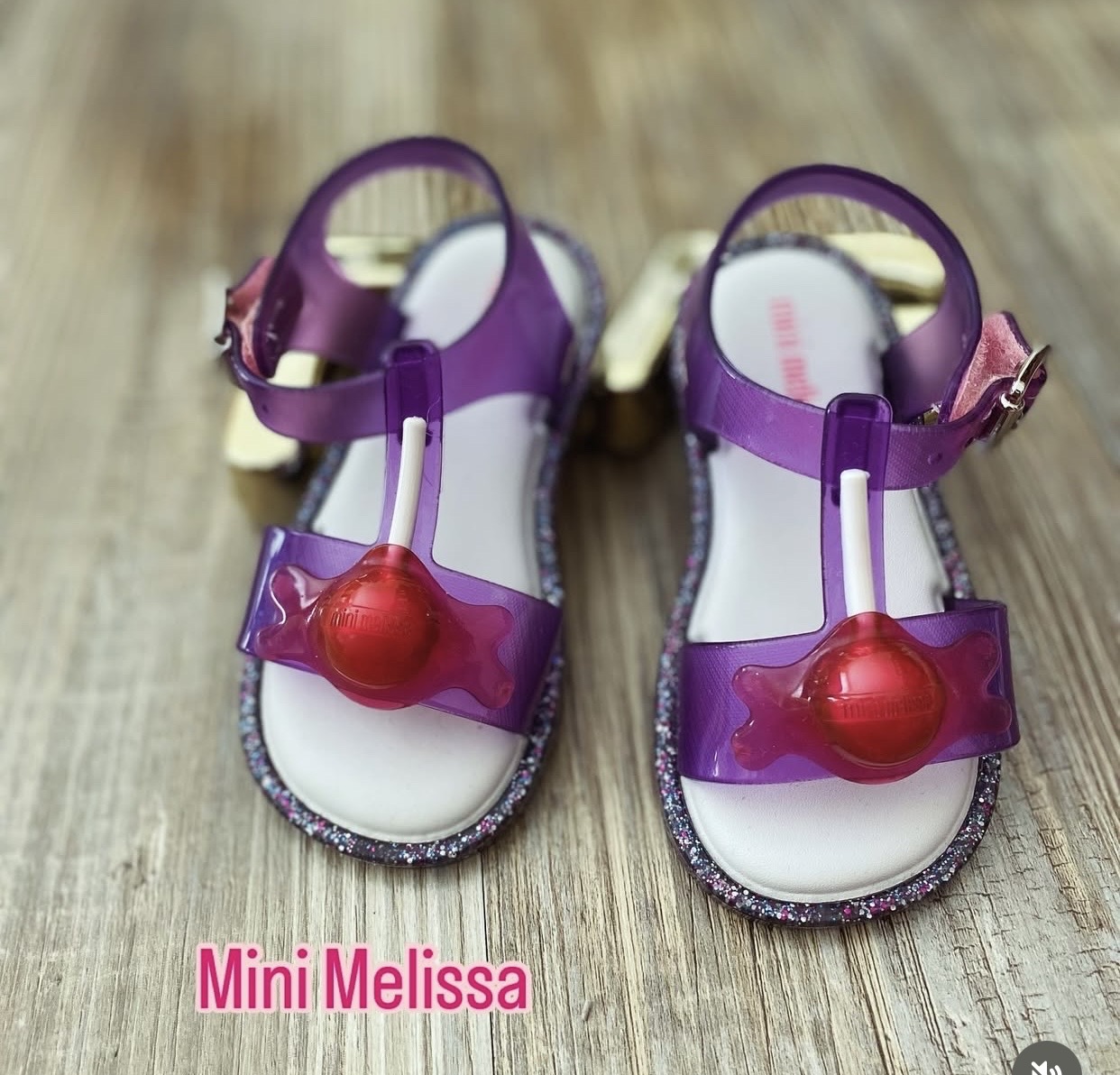 ropa y zapatos - Vendo Mini melissa