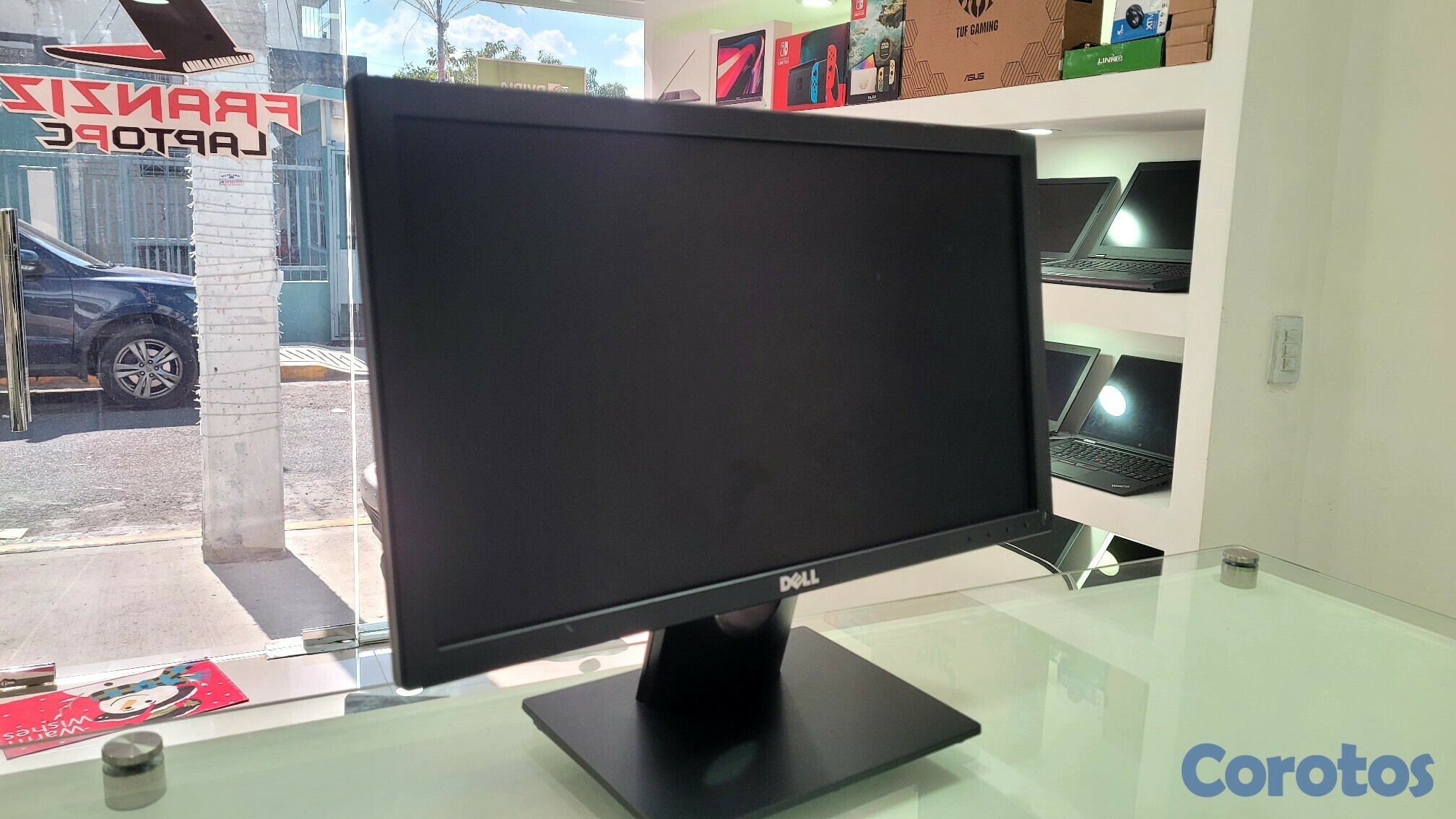 computadoras y laptops - Monitor Dell 20 Pulg DisplayPort vga 1