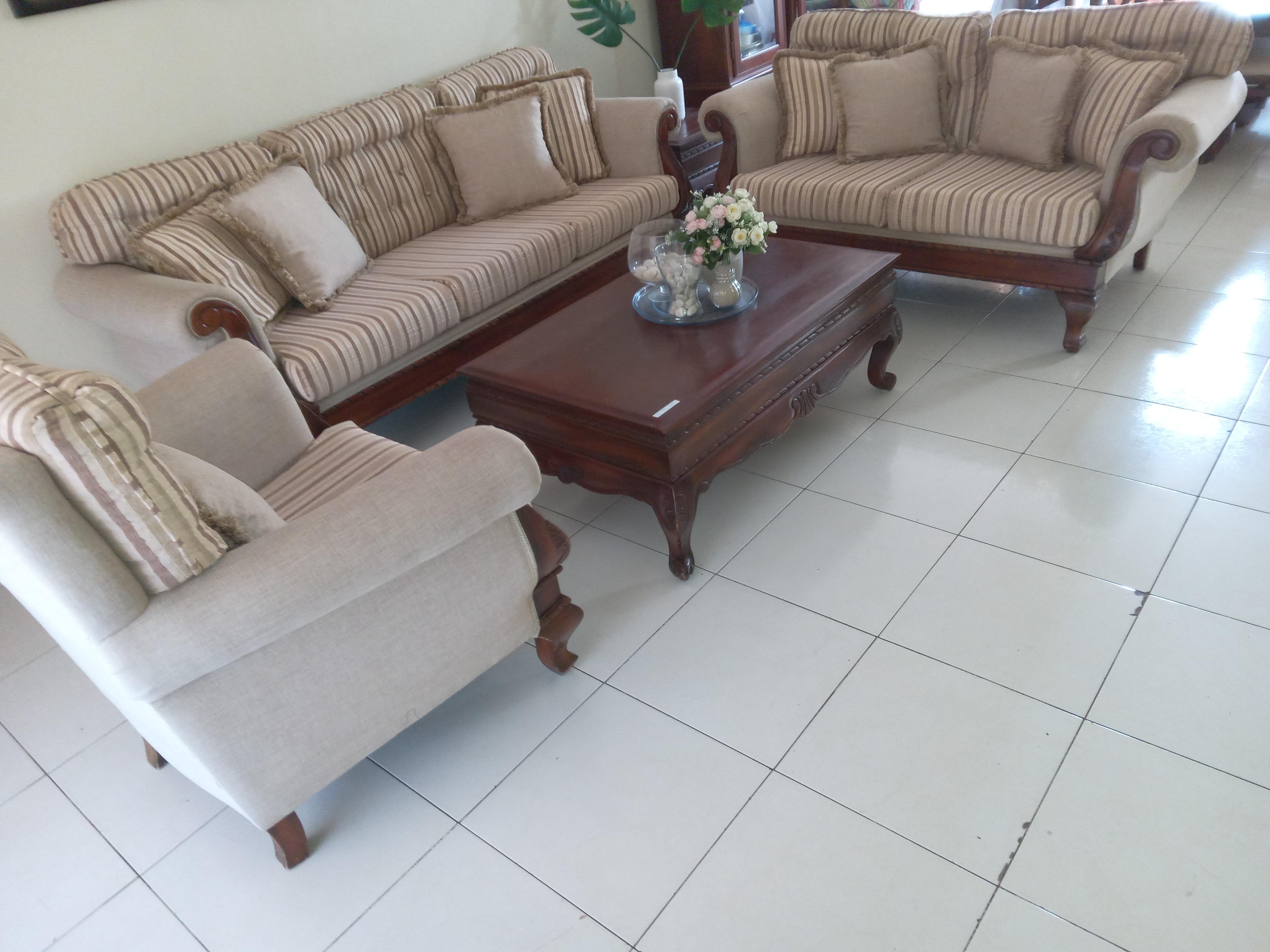 muebles y colchones - De Oportunidad!! Juego de Mueble Clasico Hermoso en caoba 4
