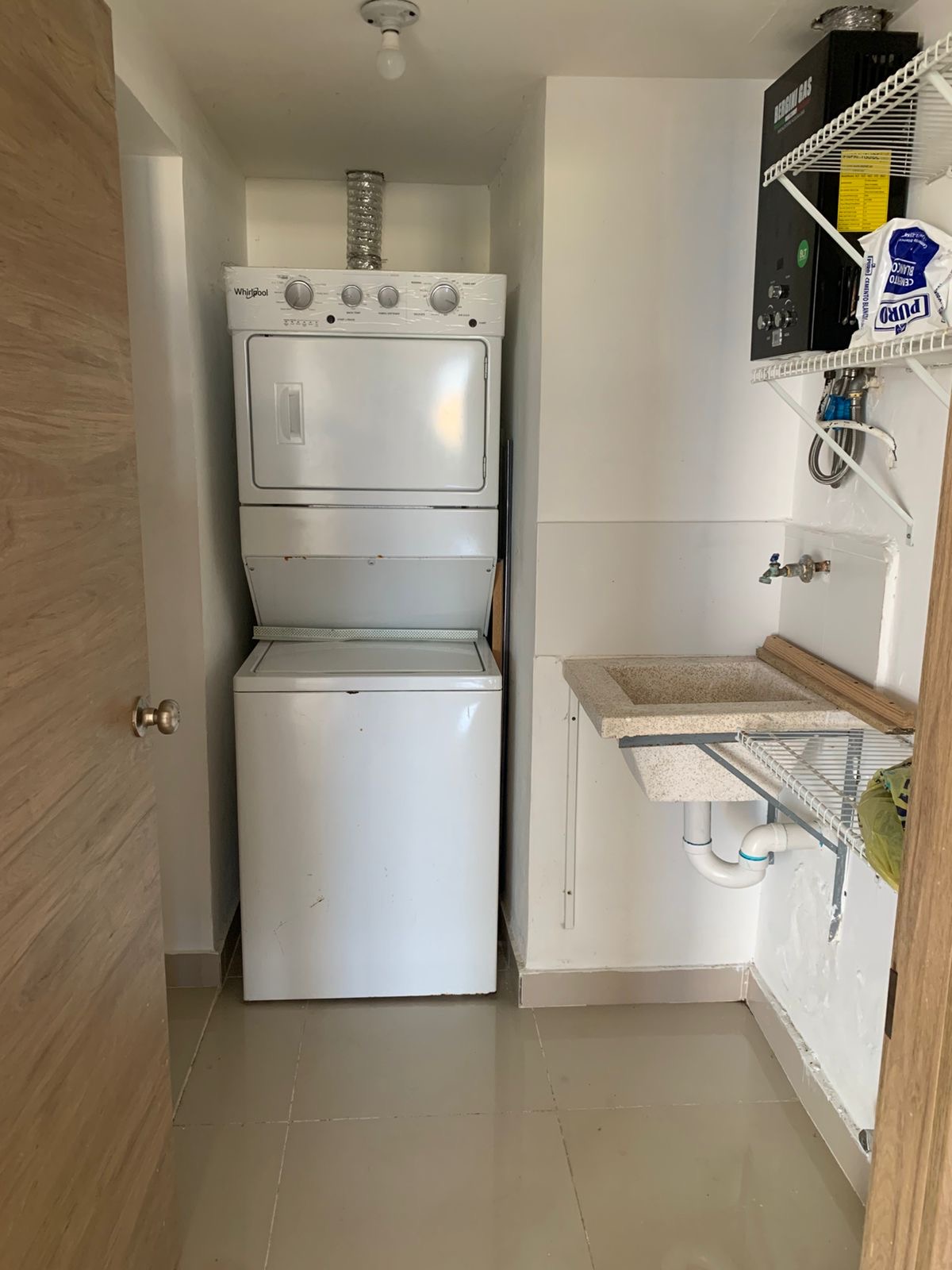 apartamentos - Apartamento en venta zona universitaria  8