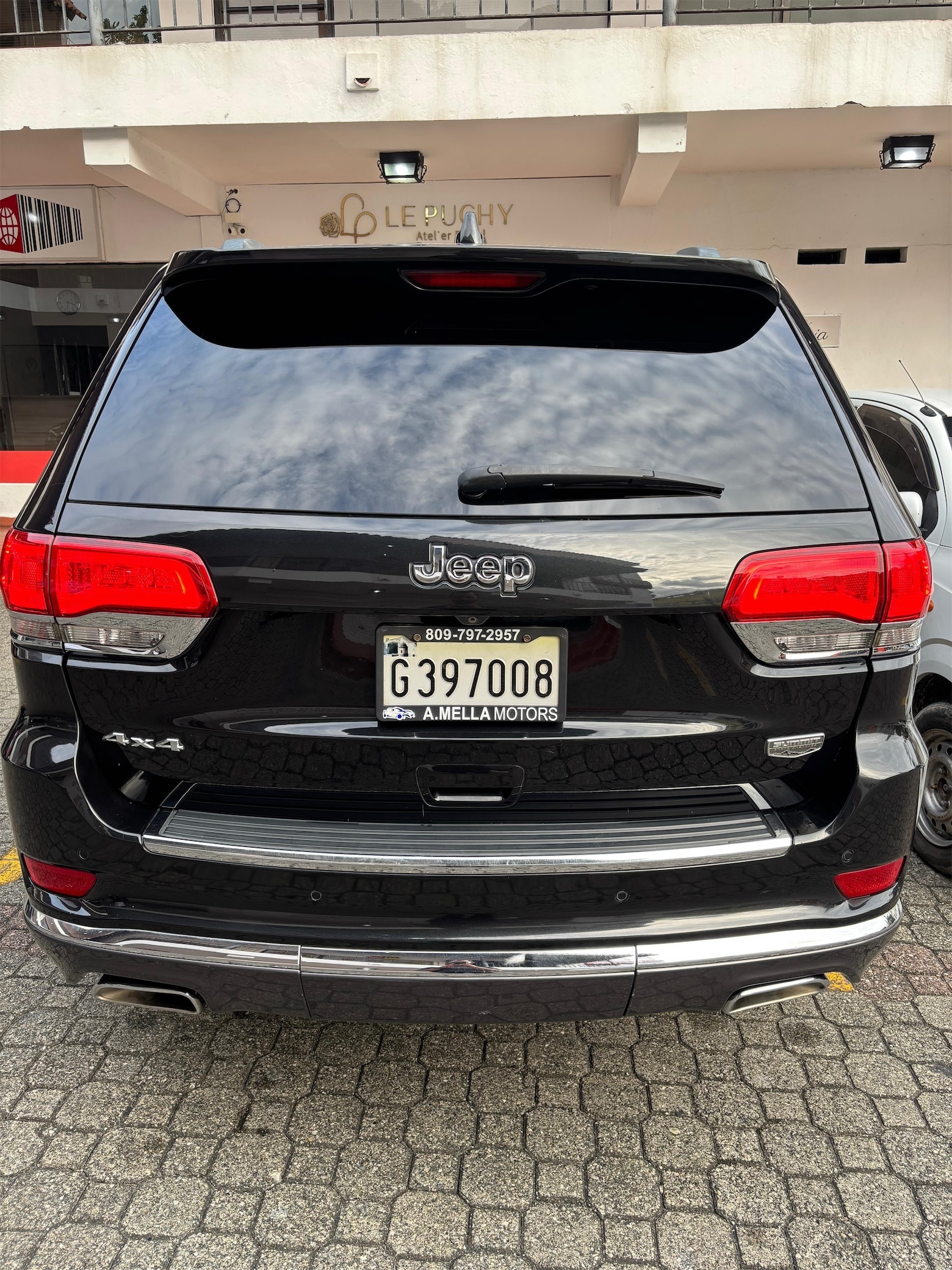 jeepetas y camionetas - Jeep  grand Cherokee summit 2015  como nueva  4