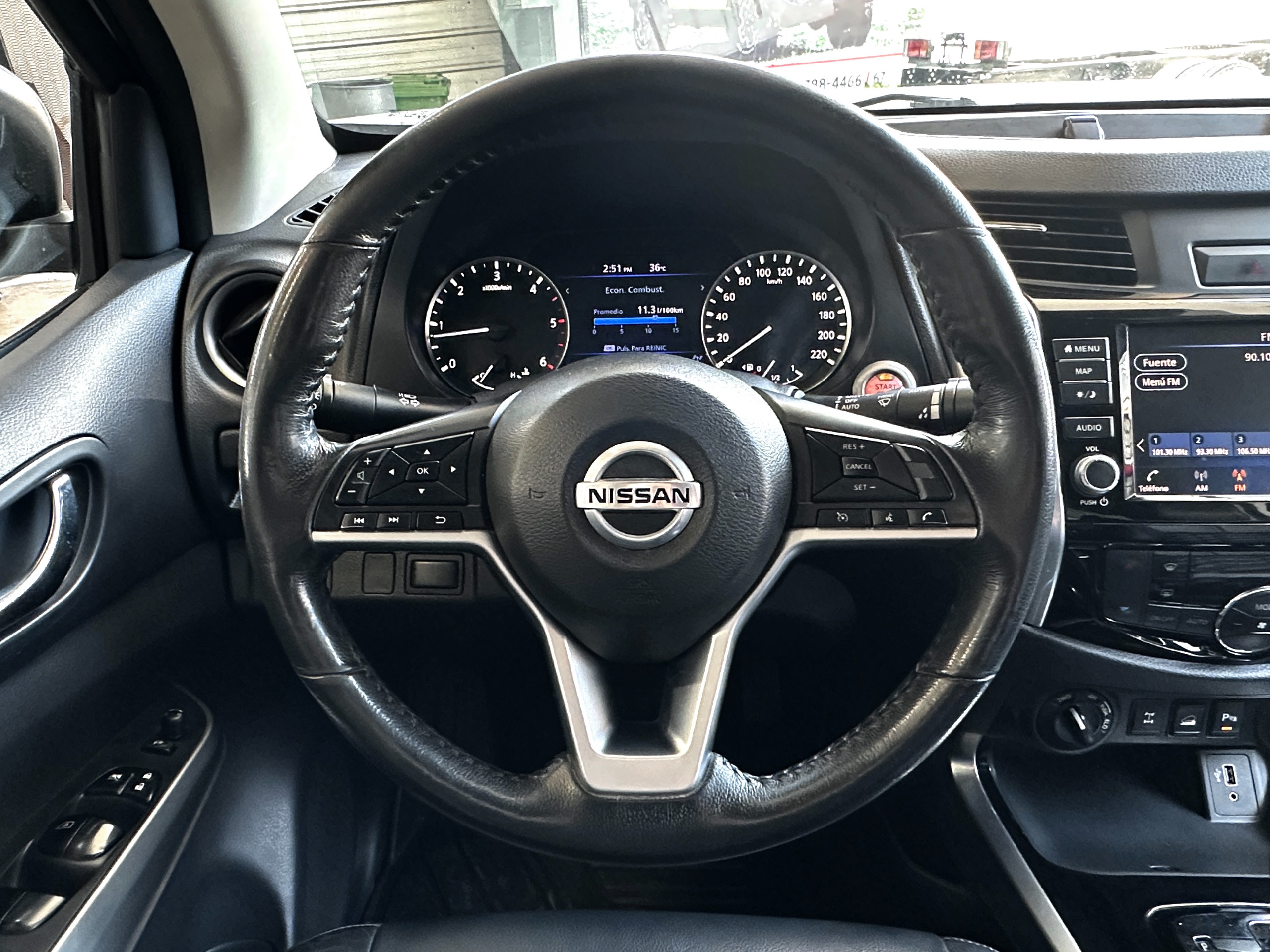 jeepetas y camionetas - Nissan frontier LE 2023 7