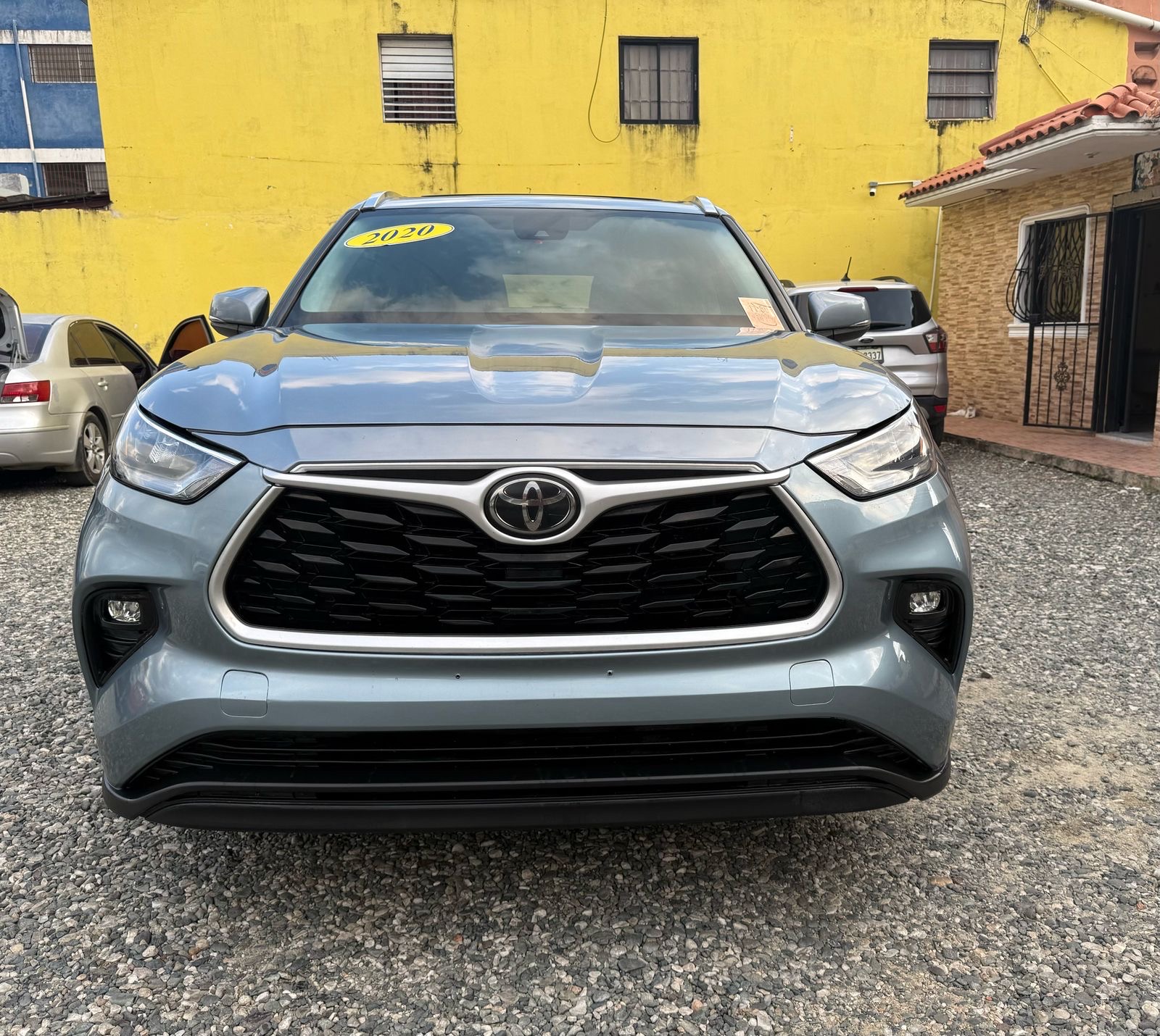 jeepetas y camionetas - Toyota Highlander 2020 XLE 1