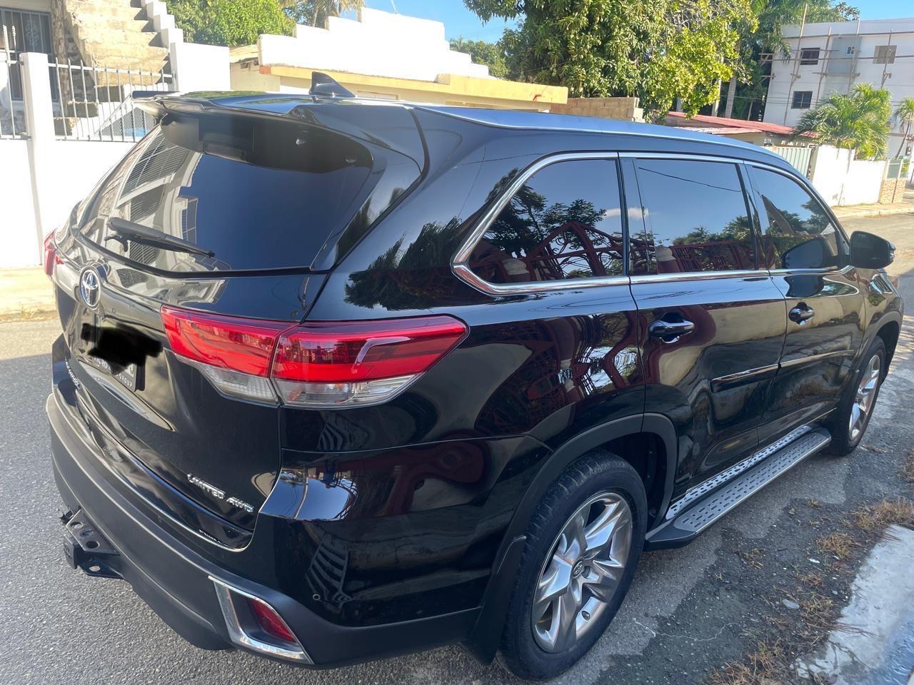 jeepetas y camionetas - Toyota Highlander limited. 5