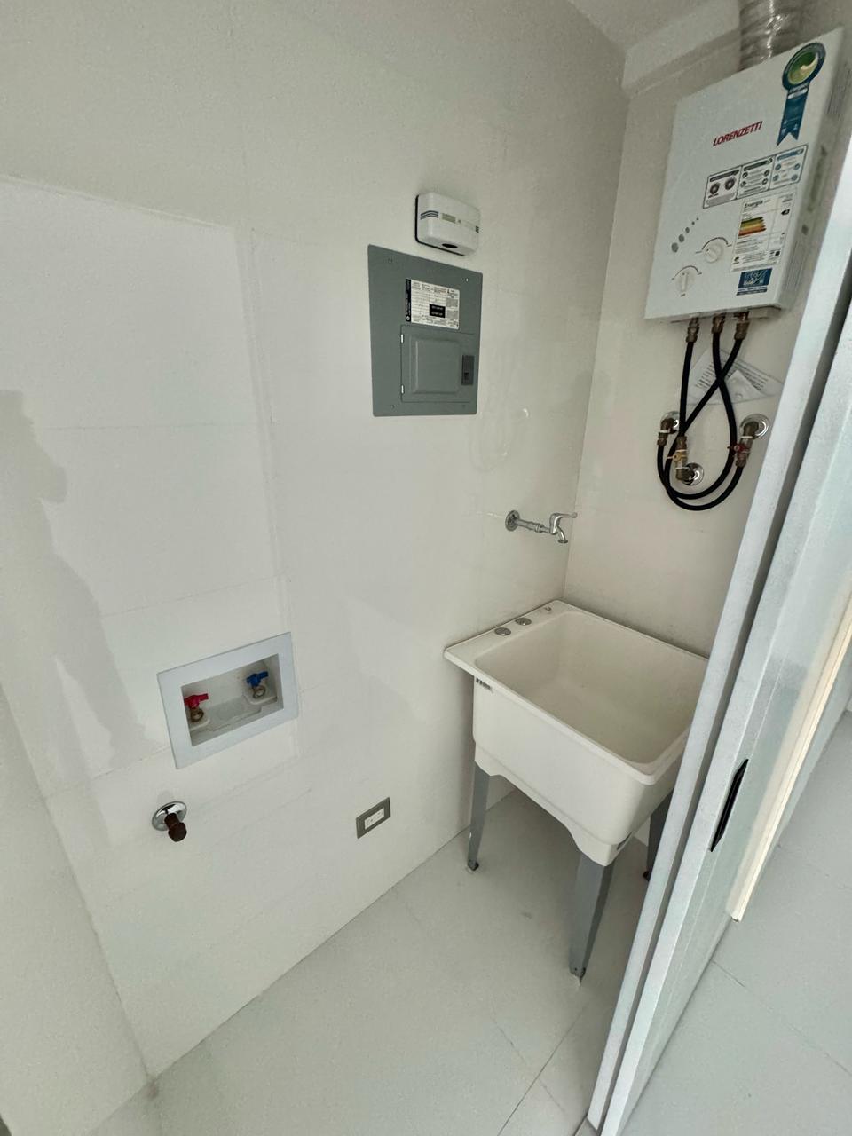 apartamentos - Vendo apartamento nuevo en Piantini 9