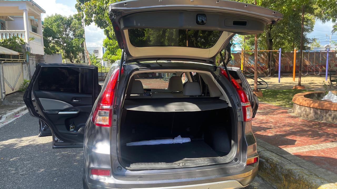 jeepetas y camionetas - VENDO HONDA MODELO CRV, POCO USO ESTA COMO NUEVA  4