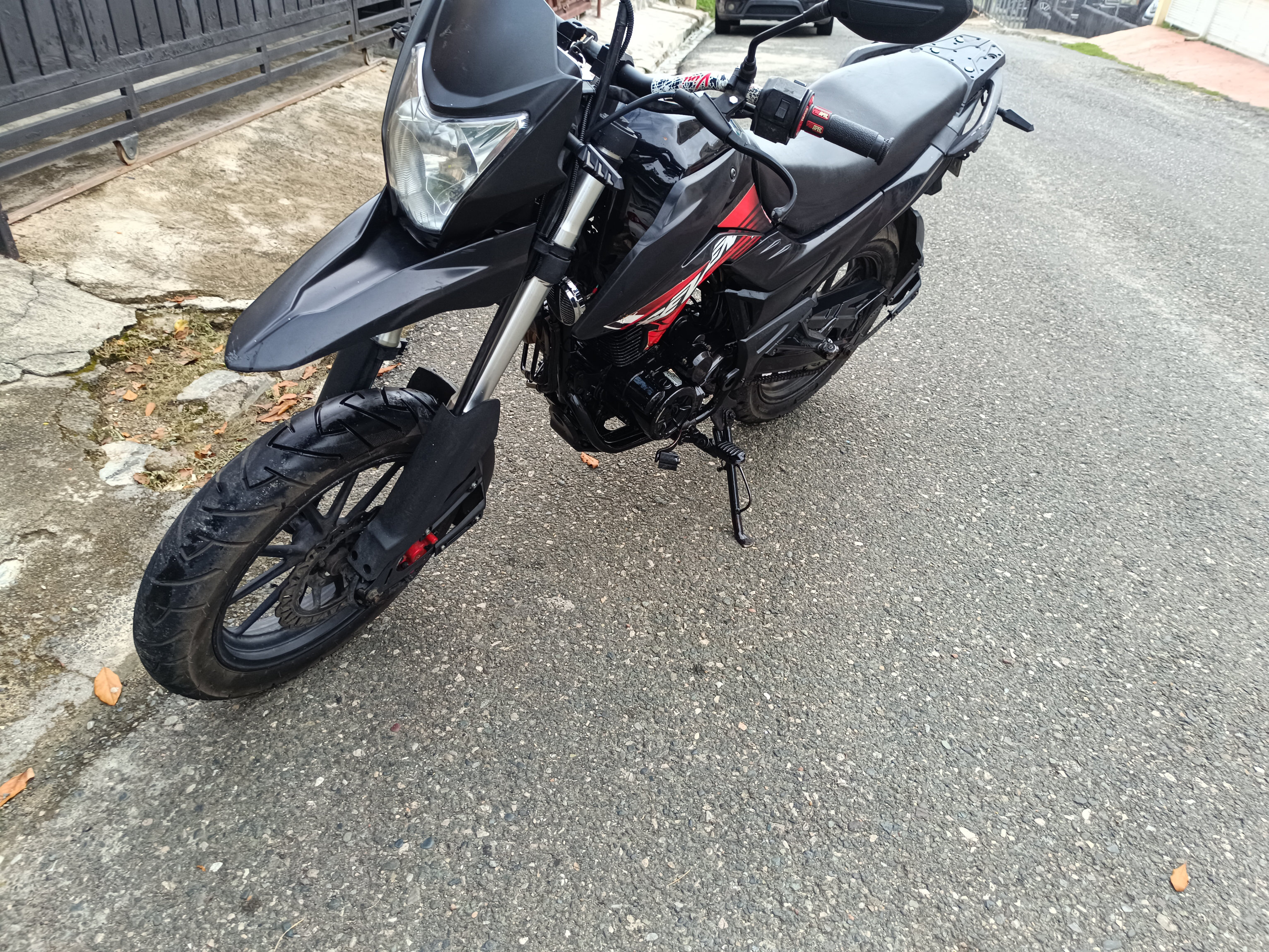 motores y pasolas - Loncin Seven 250cc 0